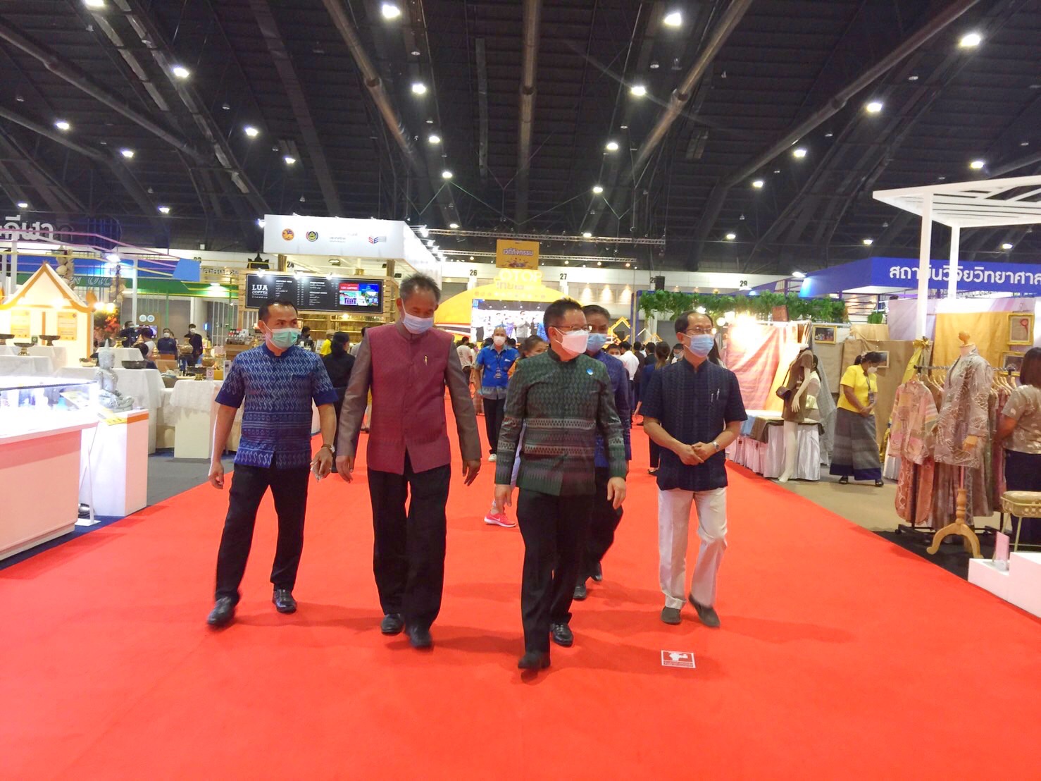 จังหวัดมหาสารคาม ร่วมพิธีเปิดงานโอทอปไทย สู้ภัยโควิด – 19