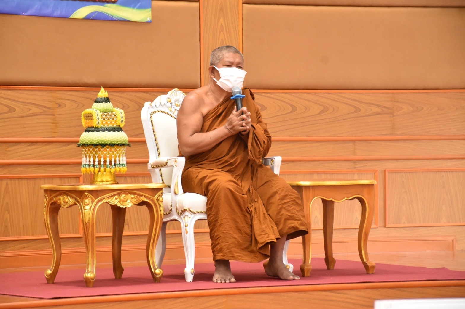 ?? จังหวัดมหาสารคาม ประกาศเจตนารมณ์ในการขับเคลื่อนการขจัดความยากจนและ พัฒนาคนทุกช่วงวัยอย่างยั่งยืนตามหลักปรัชญาของเศรษฐกิจพอเพียง