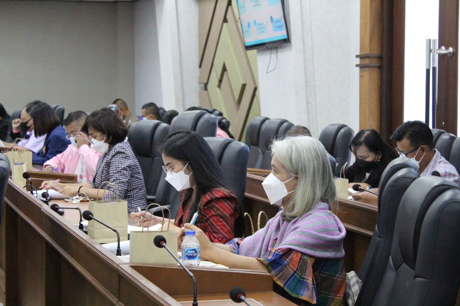 ?พช.มหาสารคาม ประชุมคณะกรรมการบริหารศูนย์อำนวยการขจัดความยากจนและพัฒนาคนทุกช่วงวัยอย่างยั่งยืนตามหลักปรัชญาของเศรษฐกิจพอเพียง