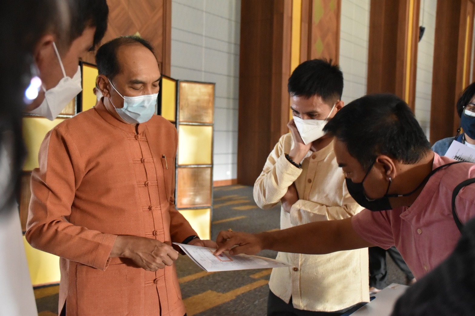 ผู้บริหารกรมการพัฒนาชุมชน ลงพื้นที่จัดเตรียมสถานที่รับเสด็จ สมเด็จพระเจ้าลูกเธอ เจ้าฟ้าสิริวัณณวรี นารีรัตนราชกัญญา เสด็จทอดพระเนตรการจัดงานแสดงผลิตภัณฑ์ผ้าไทย และงานหัตถกรรมชุมชนภาคตะวันออกเฉียงเหนือ