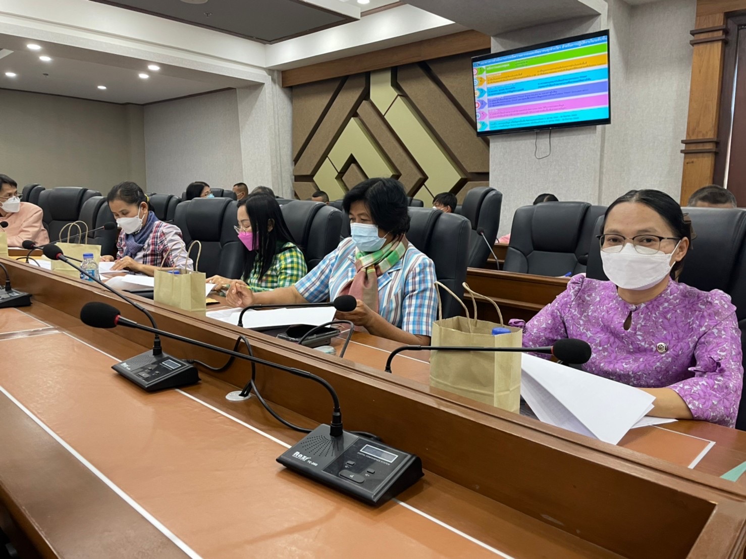 ?พช.มหาสารคาม ประชุมคณะกรรมการบริหารศูนย์อำนวยการขจัดความยากจนและพัฒนาคนทุกช่วงวัยอย่างยั่งยืนตามหลักปรัชญาของเศรษฐกิจพอเพียง