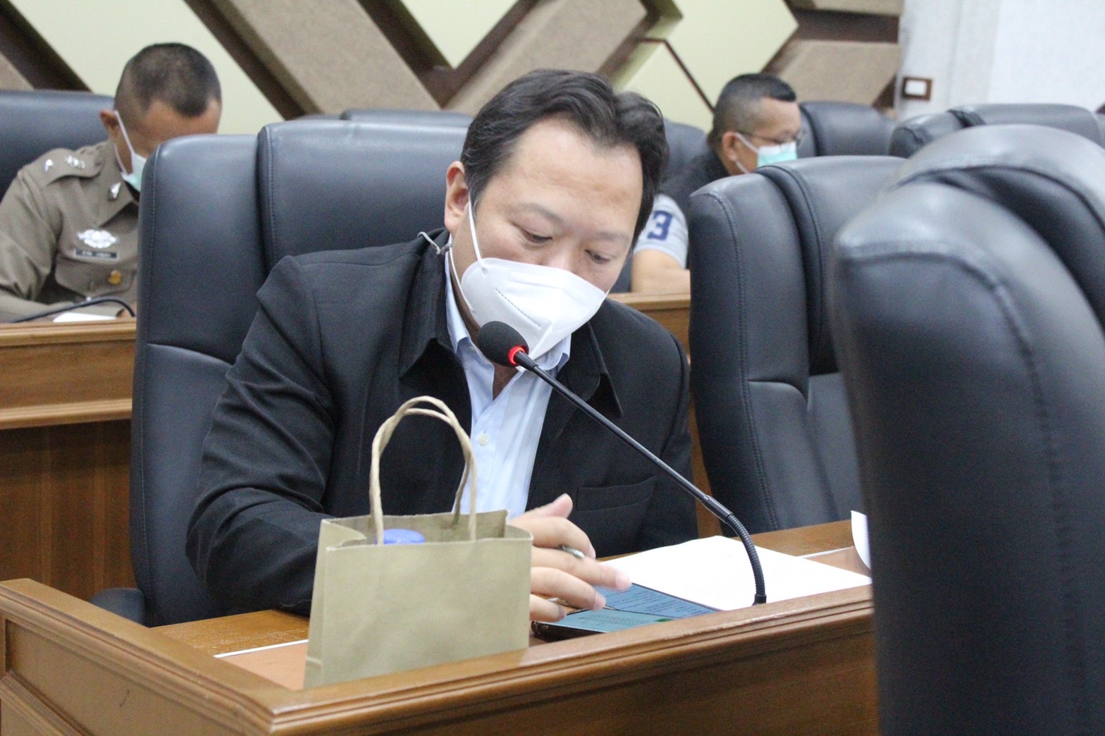?พช.มหาสารคาม ประชุมคณะกรรมการบริหารศูนย์อำนวยการขจัดความยากจนและพัฒนาคนทุกช่วงวัยอย่างยั่งยืนตามหลักปรัชญาของเศรษฐกิจพอเพียง