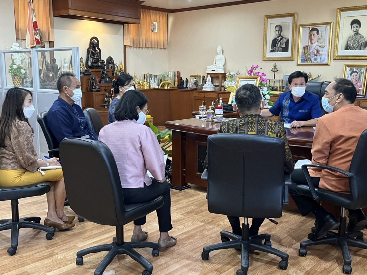 ผู้บริหารกรมการพัฒนาชุมชน ลงพื้นที่จัดเตรียมสถานที่รับเสด็จ สมเด็จพระเจ้าลูกเธอ เจ้าฟ้าสิริวัณณวรี นารีรัตนราชกัญญา เสด็จทอดพระเนตรการจัดงานแสดงผลิตภัณฑ์ผ้าไทย และงานหัตถกรรมชุมชนภาคตะวันออกเฉียงเหนือ