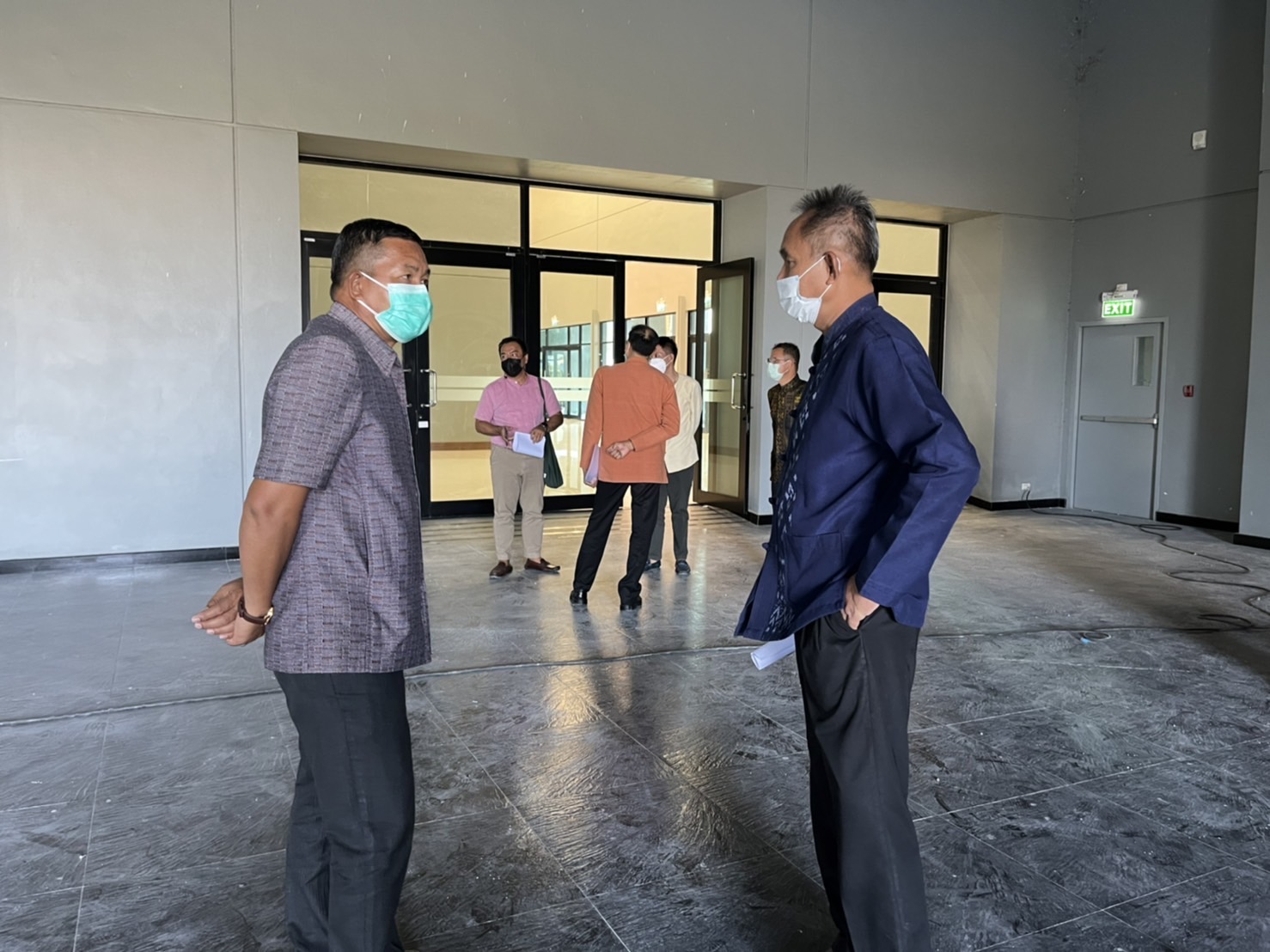 ผู้บริหารกรมการพัฒนาชุมชน ลงพื้นที่จัดเตรียมสถานที่รับเสด็จ สมเด็จพระเจ้าลูกเธอ เจ้าฟ้าสิริวัณณวรี นารีรัตนราชกัญญา เสด็จทอดพระเนตรการจัดงานแสดงผลิตภัณฑ์ผ้าไทย และงานหัตถกรรมชุมชนภาคตะวันออกเฉียงเหนือ