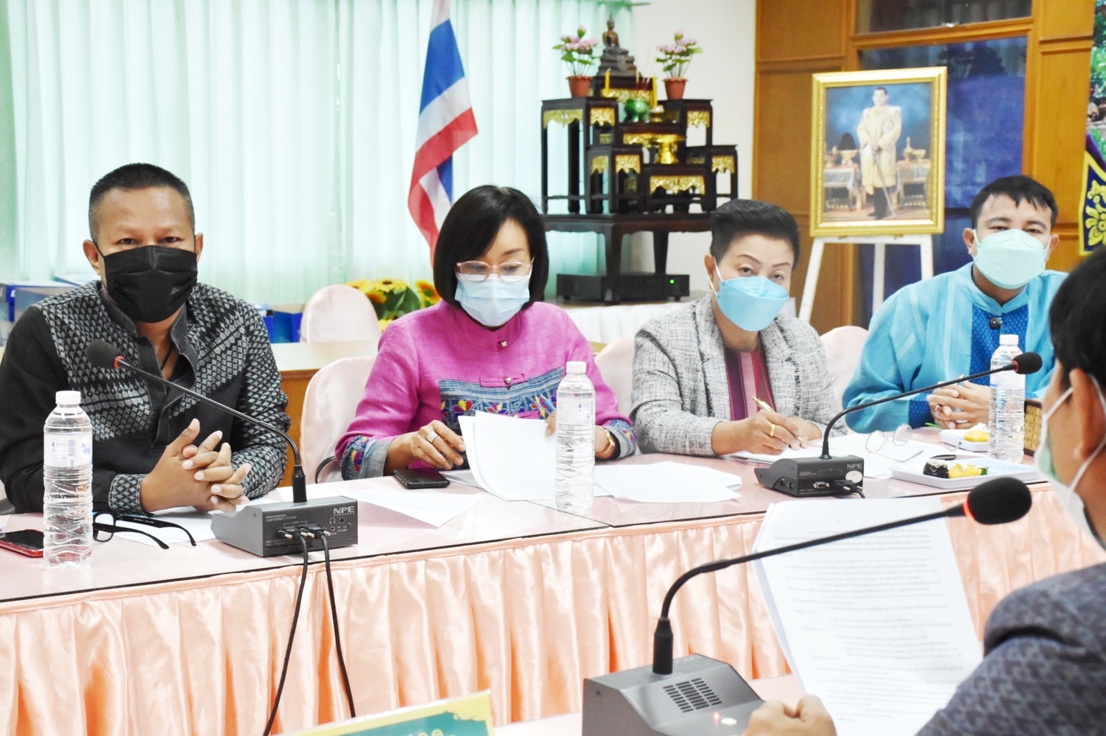 ?? พช.มหาสารคาม ประชุมเตรียมความพร้อมการจัดงานเส้นสายลายผ้าและการจัดขบวนแห่ โคก หนอง นา และขบวนแห่ ผ่าเลื่องลืองาม นามมหาสารคาม ในงานประเพณีบุญเบิกฟ้าและงานกาชาดจังหวัดมหาสารคาม ประจำปี 2565