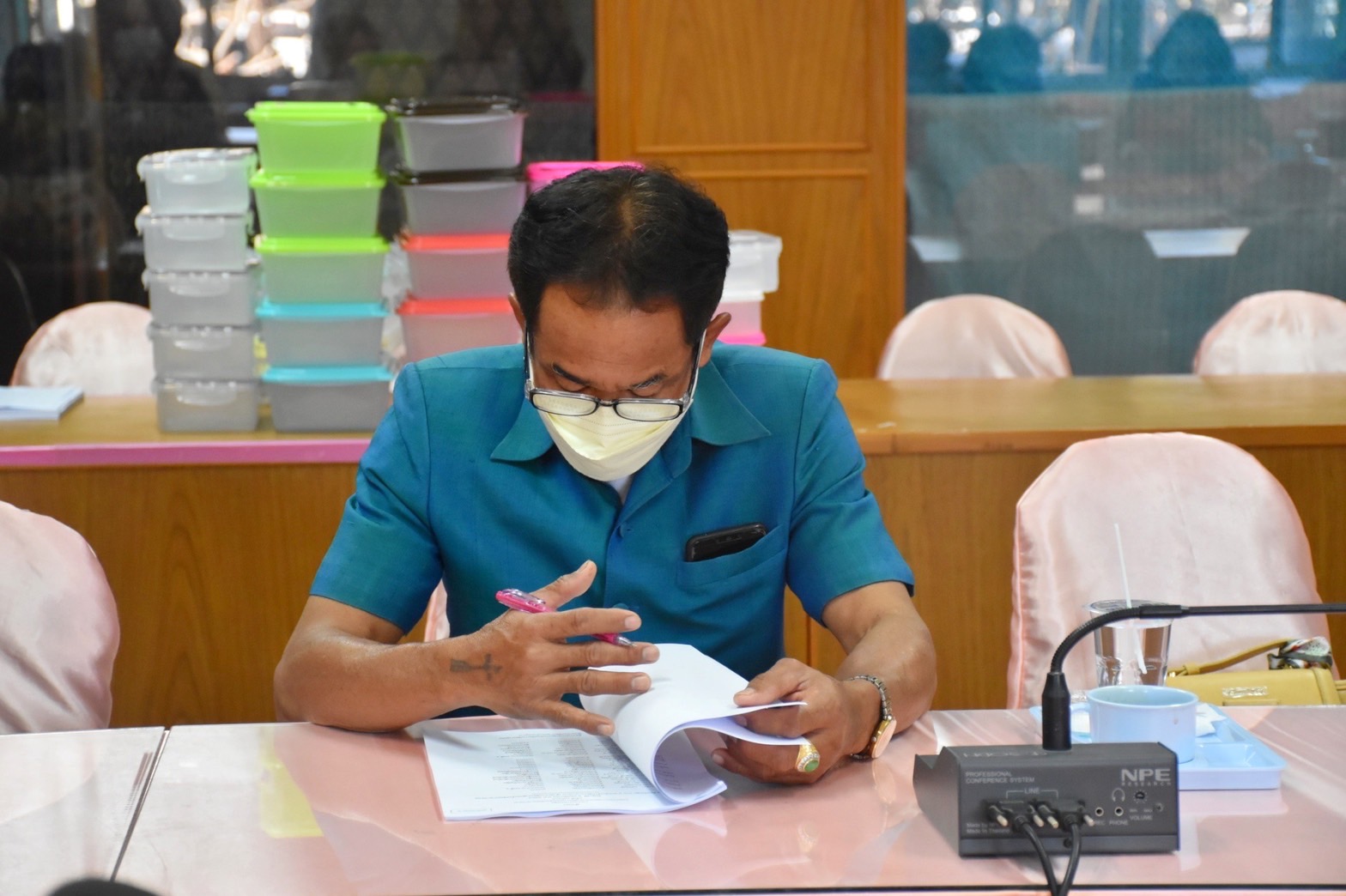 พช.มหาสารคาม ร่วมกับคณะกรรมการชมรมอาสาพัฒนาชุมชน จัดประชุมเพื่อเตรียมความพร้อมขับเคลื่อนงานฯ ประจำปีงบประมาณ 2565