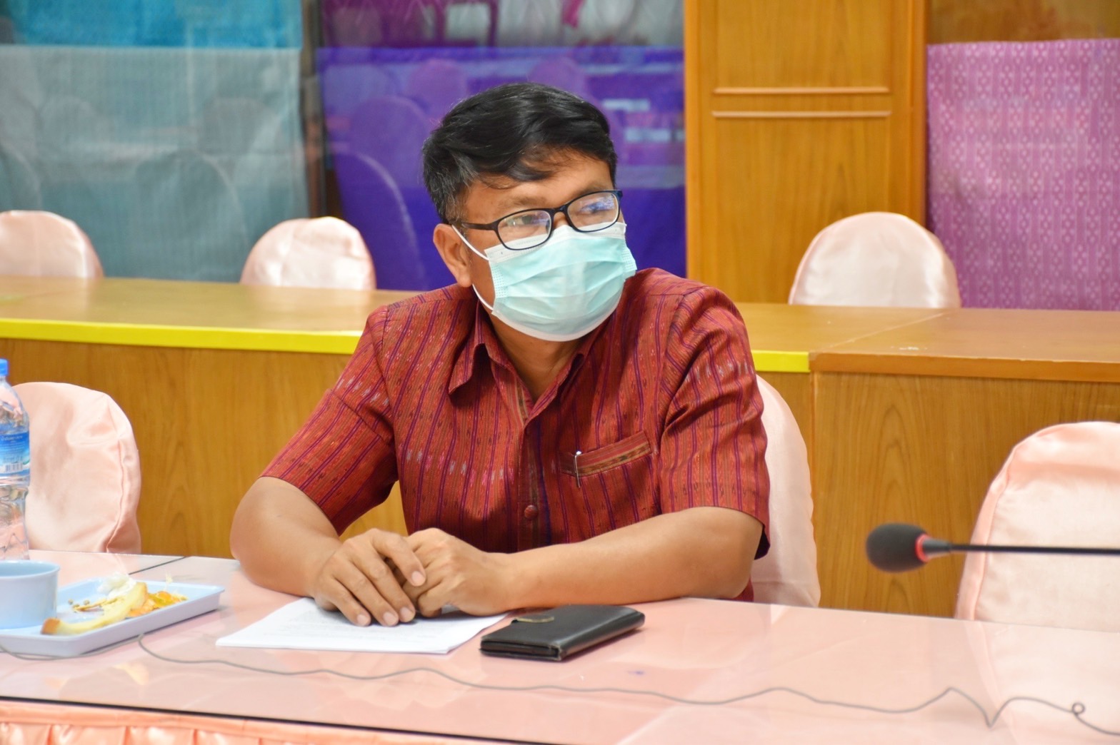 พช.มหาสารคามเข้าร่วมประชุมการดำเนินโครงการพัฒนาพื้นที่ต้นแบบการพัฒนาคุณภาพชีวิตตามหลักทฤษฎีใหม่ ประยุกต์สู่ “โคก หนอง นา โมเดล” ผ่านระบบ VDO Conference