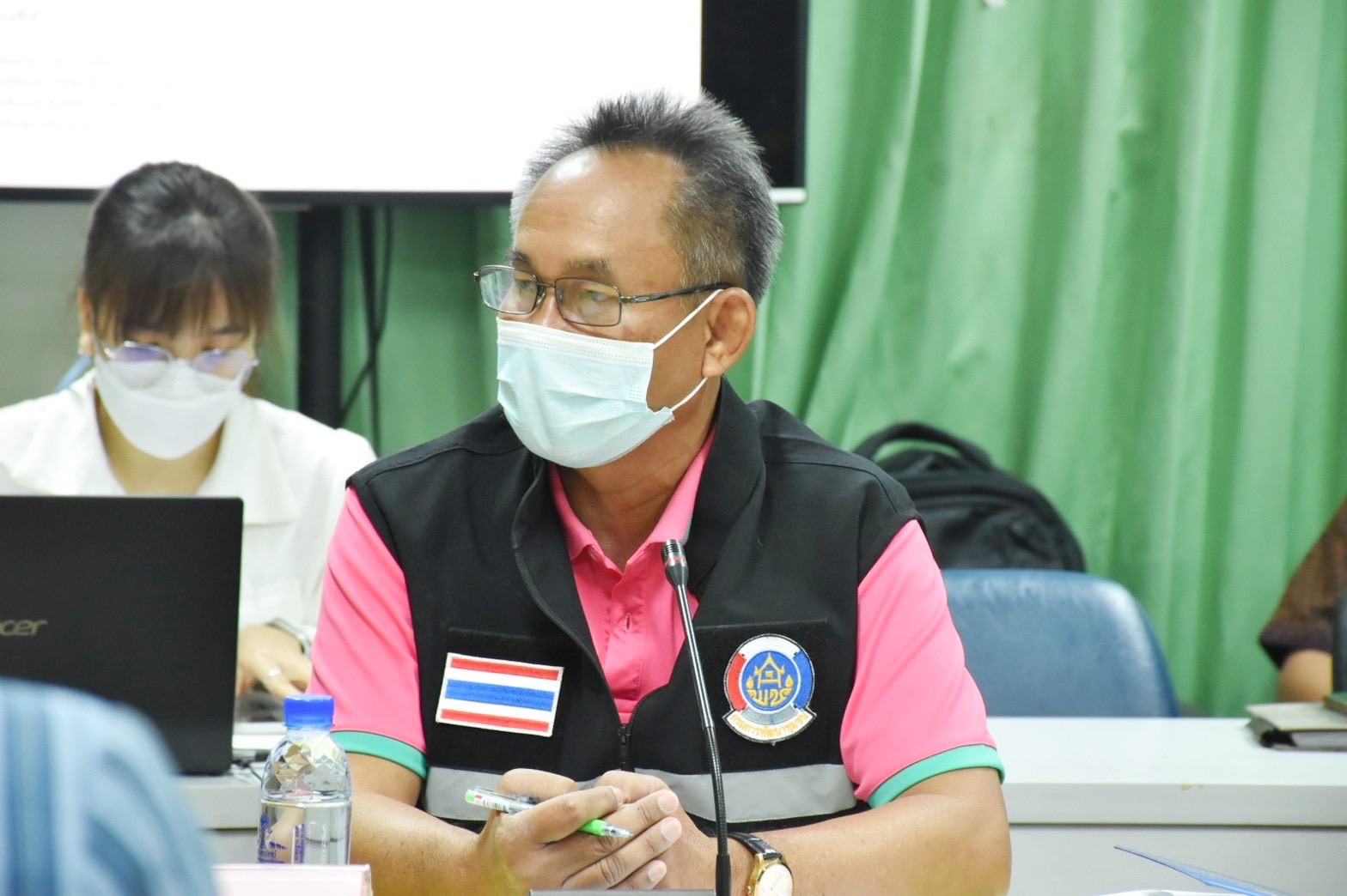 นายสุพจน์ ยศสิงห์คำ ผู้ตรวจราชการกระทรวงมหาดไทย และคณะ ติดตามการดำเนินงานโครงการของจังหวัดมหาสารคาม พร้อมลงพื้นที่ติดตามผลการดำเนินงานโครงการพัฒนาพื้นที่ต้นแบบการพัฒนาคุณภาพชีวิตตามหลักทฤษฎีใหม่ ประยุกต์สู่ “โคก หนอง นา โมเดล”พื้นที่จังหวัดมหาสารคาม