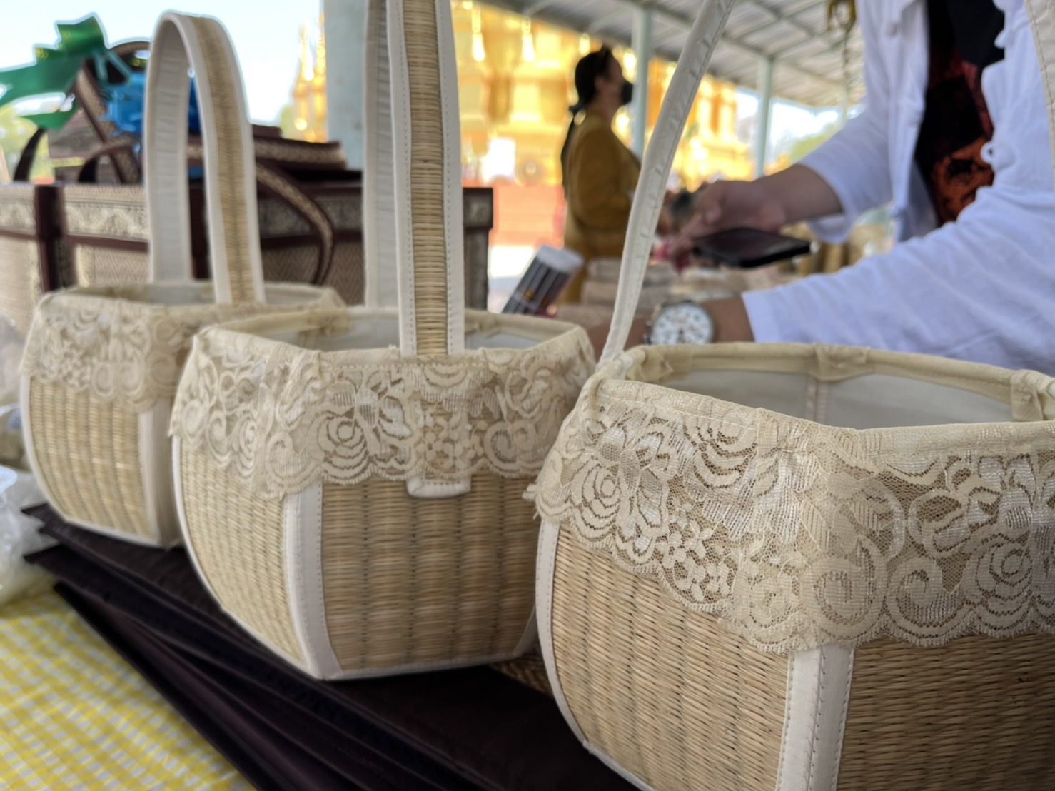 จังหวัดมหาสารคามเปิดตลาด OTOP แห่งใหม่ จำหน่ายสินค้าเกรดพรีเมี่ยมราคาย่อมเยา
