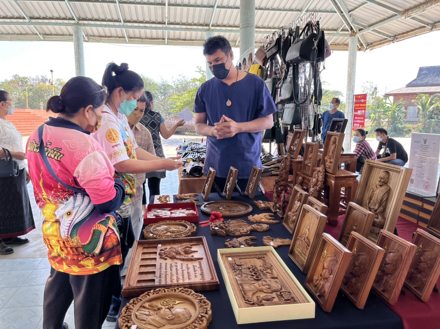 จังหวัดมหาสารคามเปิดตลาด OTOP แห่งใหม่ จำหน่ายสินค้าเกรดพรีเมี่ยมราคาย่อมเยา