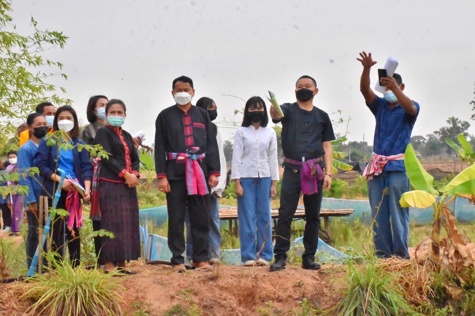 พช.มหาสารคาม “ประกวดครัวเรือนต้นแบบ โคก หนอง นา พัฒนาชุมชนจังหวัดมหาสารคาม ประจำปี 2565” ณ แปลงครัวเรือนต้นแบบ โคก หนอง นา พัฒนาชุมชน (ขนาด 3 ไร่)  นายสมอน ก่านแก้ว หมู่ที่ 8 ตำบลดอนงัว อำเภอบรบือ จังหวัดมหาสารคาม
