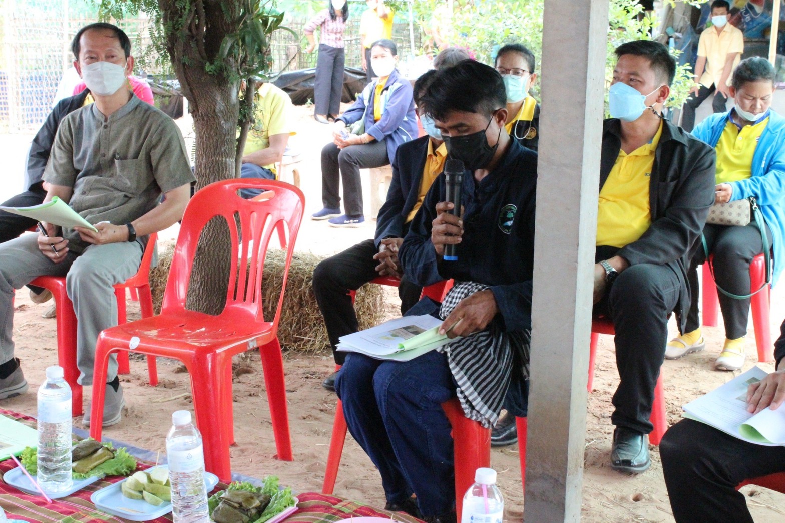 พช.มหาสารคาม “ประกวดครัวเรือนต้นแบบ โคก หนอง นา พัฒนาชุมชนจังหวัดมหาสารคาม ประจำปี 2565” ณ แปลงครัวเรือนต้นแบบ โคก หนอง นา พัฒนาชุมชน (ขนาด 1 ไร่)  นางนวลศรี กองน้อย หมู่ที่ 3 ตำบลมิตรภาพ อำเภอแกดำ จังหวัดมหาสารคาม