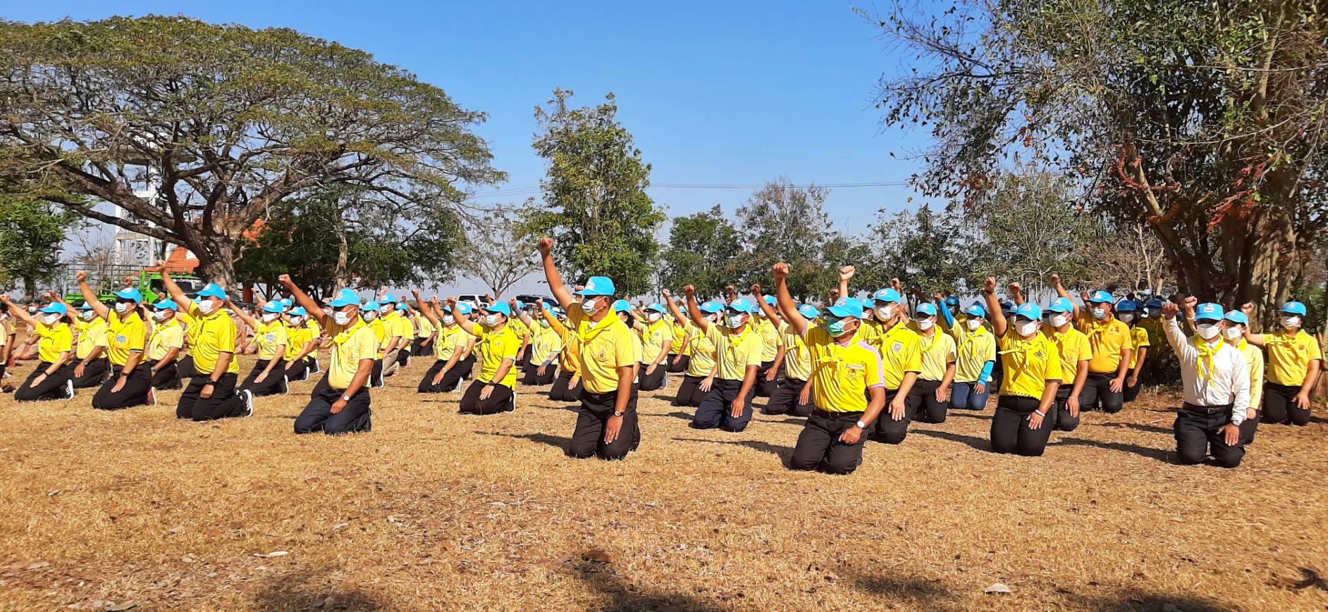 พช.มหาสารคามร่วมกิจกรรมจิตอาสาพัฒนา เนื่องในวันคล้ายวันพระบรมราชสมภพพระบาทสมเด็จพระพุทธเลิศหล้านภาลัย