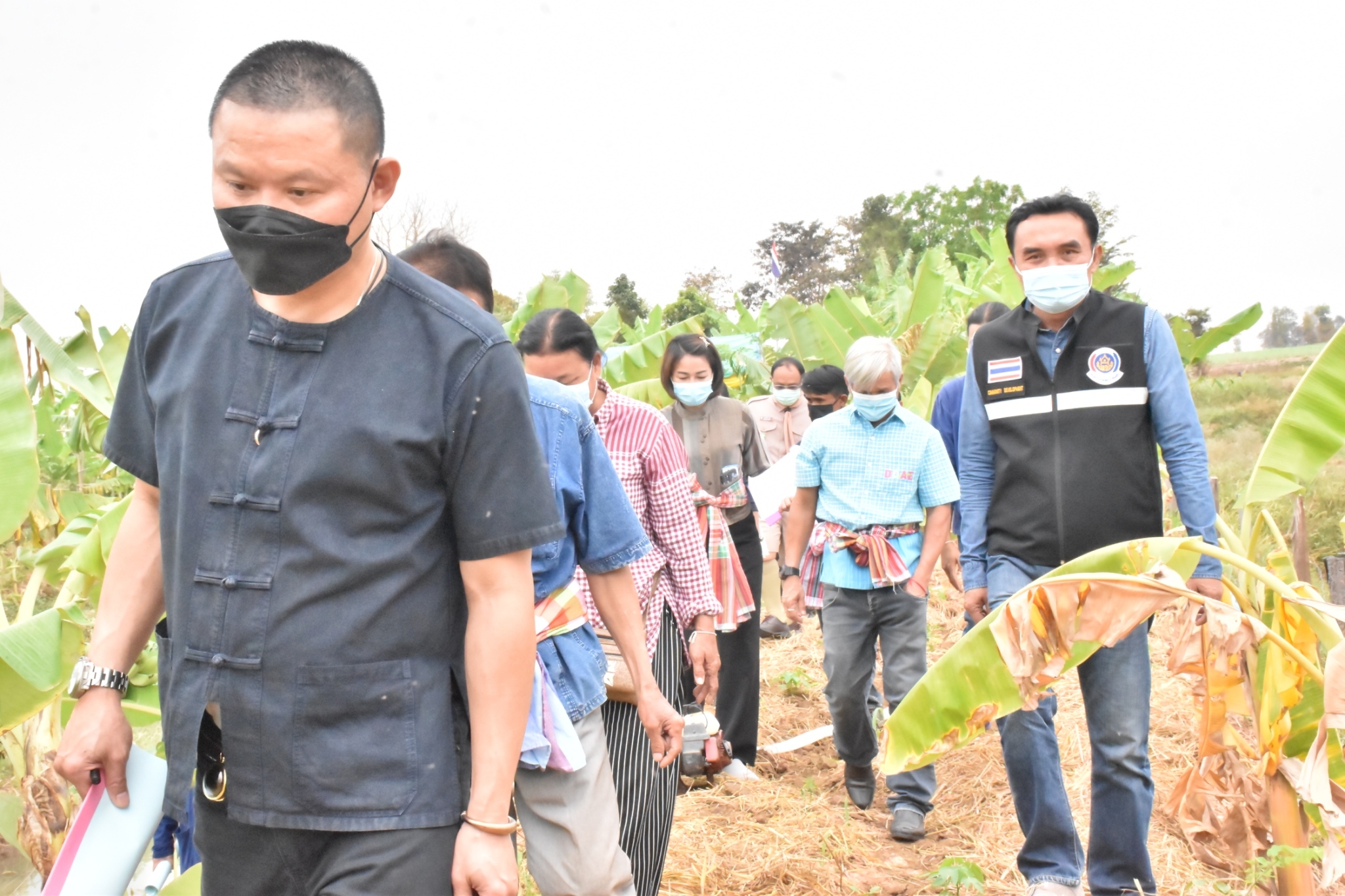 พช.มหาสารคาม “ประกวดครัวเรือนต้นแบบ โคก หนอง นา พัฒนาชุมชนจังหวัดมหาสารคาม ประจำปี 2565” ณ แปลงครัวเรือนต้นแบบ โคก หนอง นา พัฒนาชุมชน นายธีระ ดงเสือ หมู่ที่ 14 ตำบลเลิงแฝก อำเภอกุดรัง จังหวัดมหาสารคาม