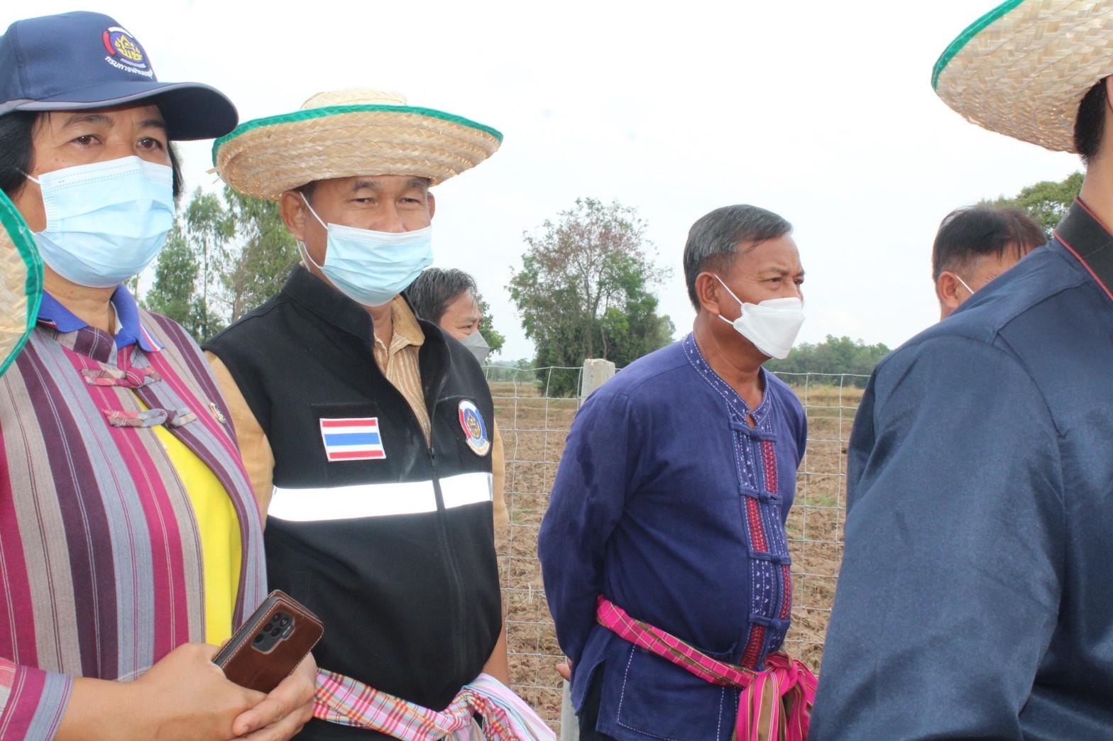 พช.มหาสารคาม “ประกวดครัวเรือนต้นแบบ โคก หนอง นา พัฒนาชุมชนจังหวัดมหาสารคาม ประจำปี 2565” ณ แปลงครัวเรือนต้นแบบ โคก หนอง นา พัฒนาชุมชน (ขนาด 3 ไร่)  นายวีรพล พลเดช หมู่ที่ 13 ตำบลศรีสุข อำเภอกันทรวิชัย จังหวัดมหาสารคาม