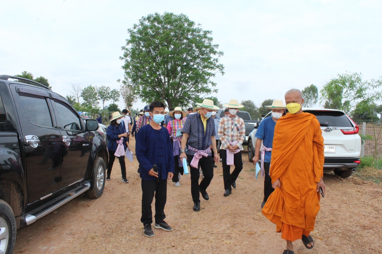 พช.มหาสารคาม “ประกวดครัวเรือนต้นแบบ โคก หนอง นา พัฒนาชุมชนจังหวัดมหาสารคาม ประจำปี 2565” ณ แปลงครัวเรือนต้นแบบ โคก หนอง นา พัฒนาชุมชน (ขนาด 3 ไร่)  นายวีรพล พลเดช หมู่ที่ 13 ตำบลศรีสุข อำเภอกันทรวิชัย จังหวัดมหาสารคาม