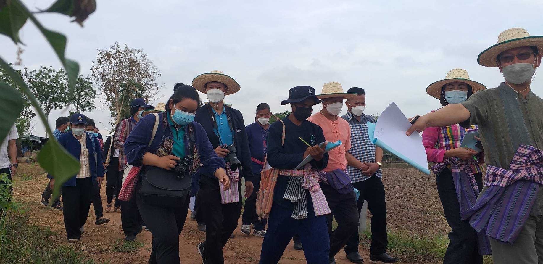 พช.มหาสารคาม “ประกวดครัวเรือนต้นแบบ โคก หนอง นา พัฒนาชุมชนจังหวัดมหาสารคาม ประจำปี 2565” ณ แปลงครัวเรือนต้นแบบ โคก หนอง นา พัฒนาชุมชน (ขนาด 3 ไร่)  นายวีรพล พลเดช หมู่ที่ 13 ตำบลศรีสุข อำเภอกันทรวิชัย จังหวัดมหาสารคาม