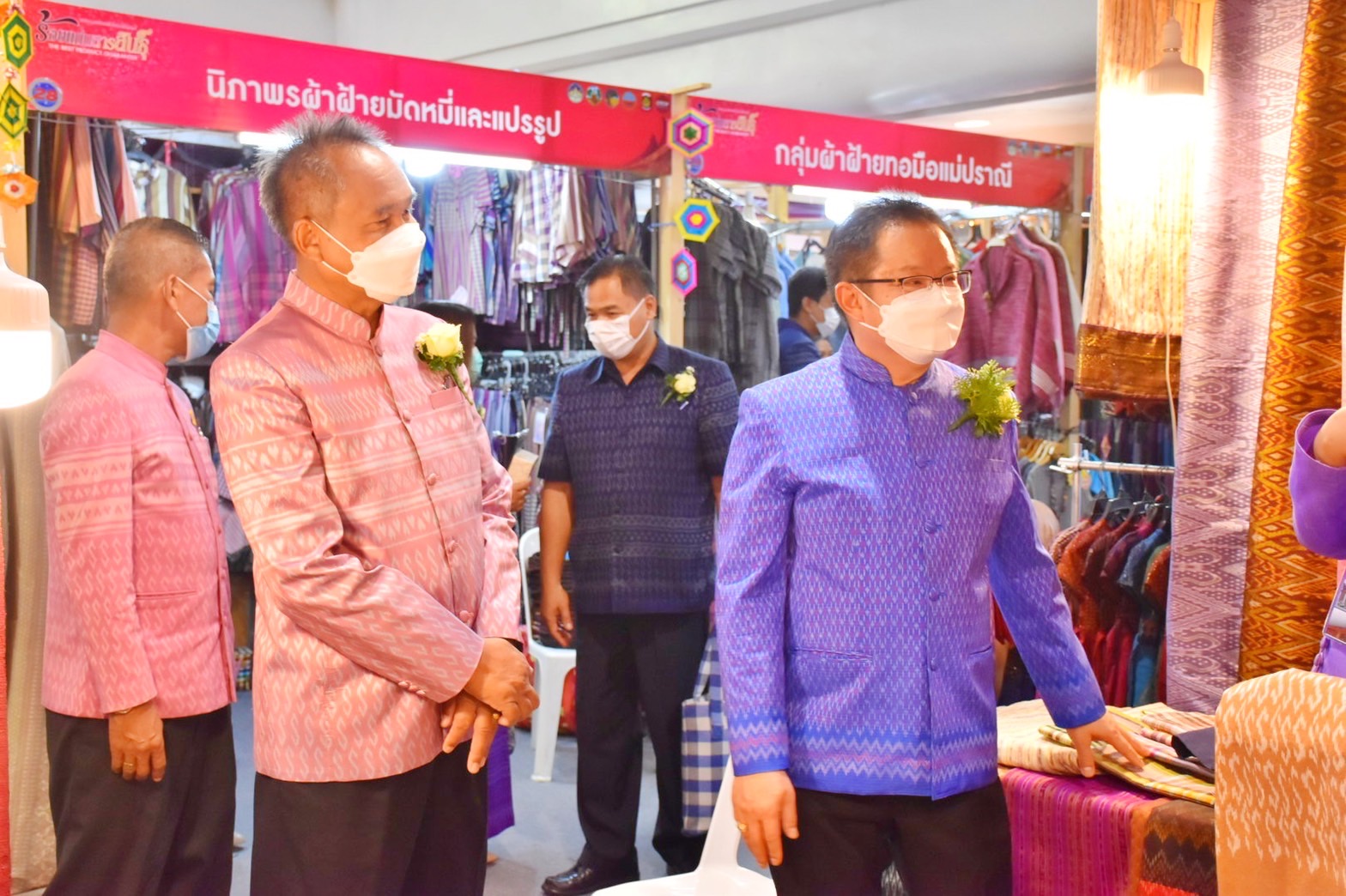 พช. มหาสารคาม จัดพิธีเปิดงาน “มหกรรมของดีผลิตภัณฑ์ชุมชน ร้อยแก่นสารสินธุ์” ภายใต้โครงการตามแผนปฏิบัติราชการประจำปีของกลุ่มจังหวัดภาคตะวันออกเฉียงเหนือตอนกลาง ประจำปีงบประมาณ พ.ศ. 2565