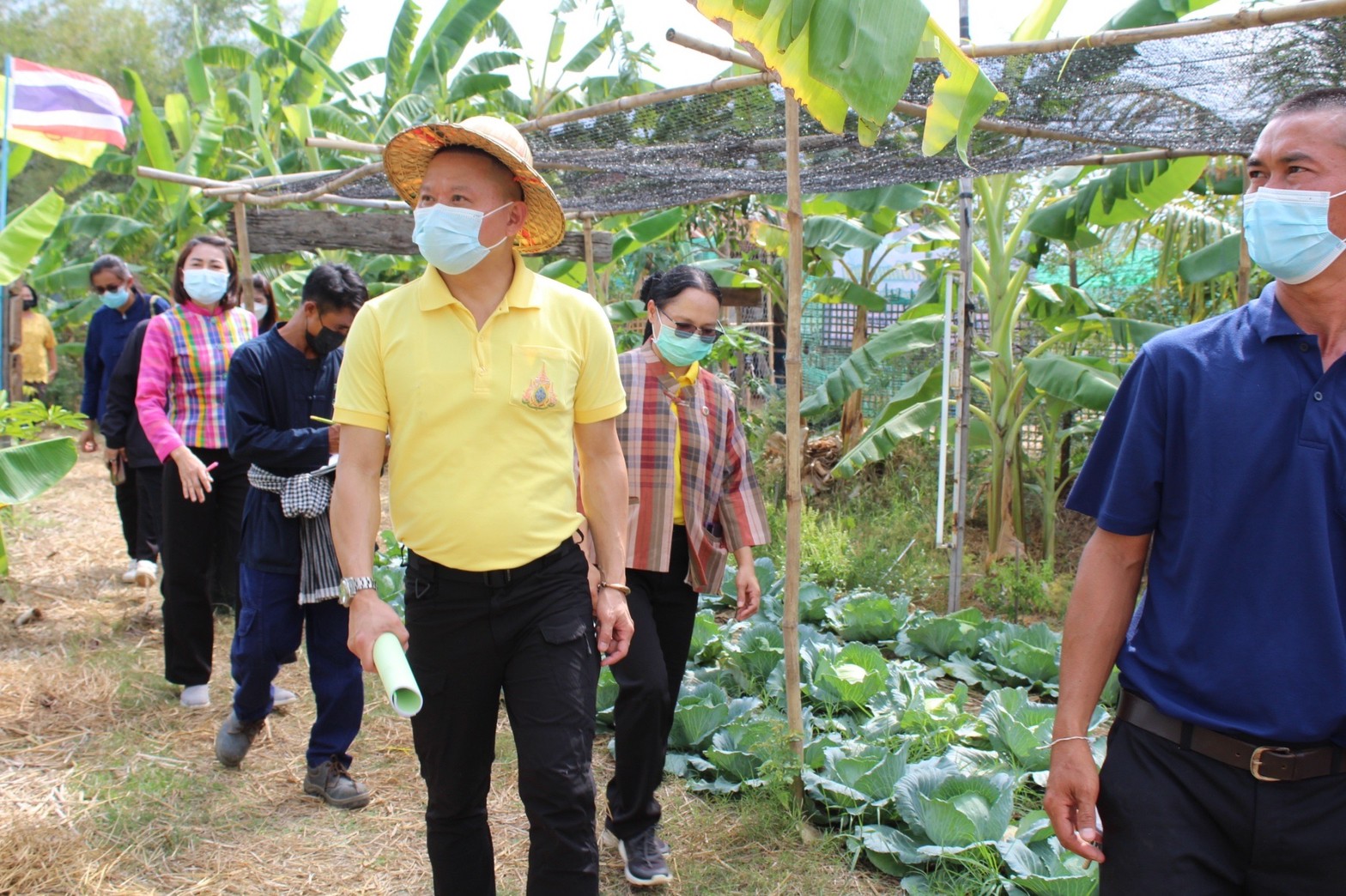พช.มหาสารคาม “ประกวดครัวเรือนต้นแบบ โคก หนอง นา พัฒนาชุมชนจังหวัดมหาสารคาม ประจำปี 2565” ณ แปลงครัวเรือนต้นแบบ โคก หนอง นา พัฒนาชุมชน (ขนาด 1 ไร่)  นางนวลศรี กองน้อย หมู่ที่ 3 ตำบลมิตรภาพ อำเภอแกดำ จังหวัดมหาสารคาม