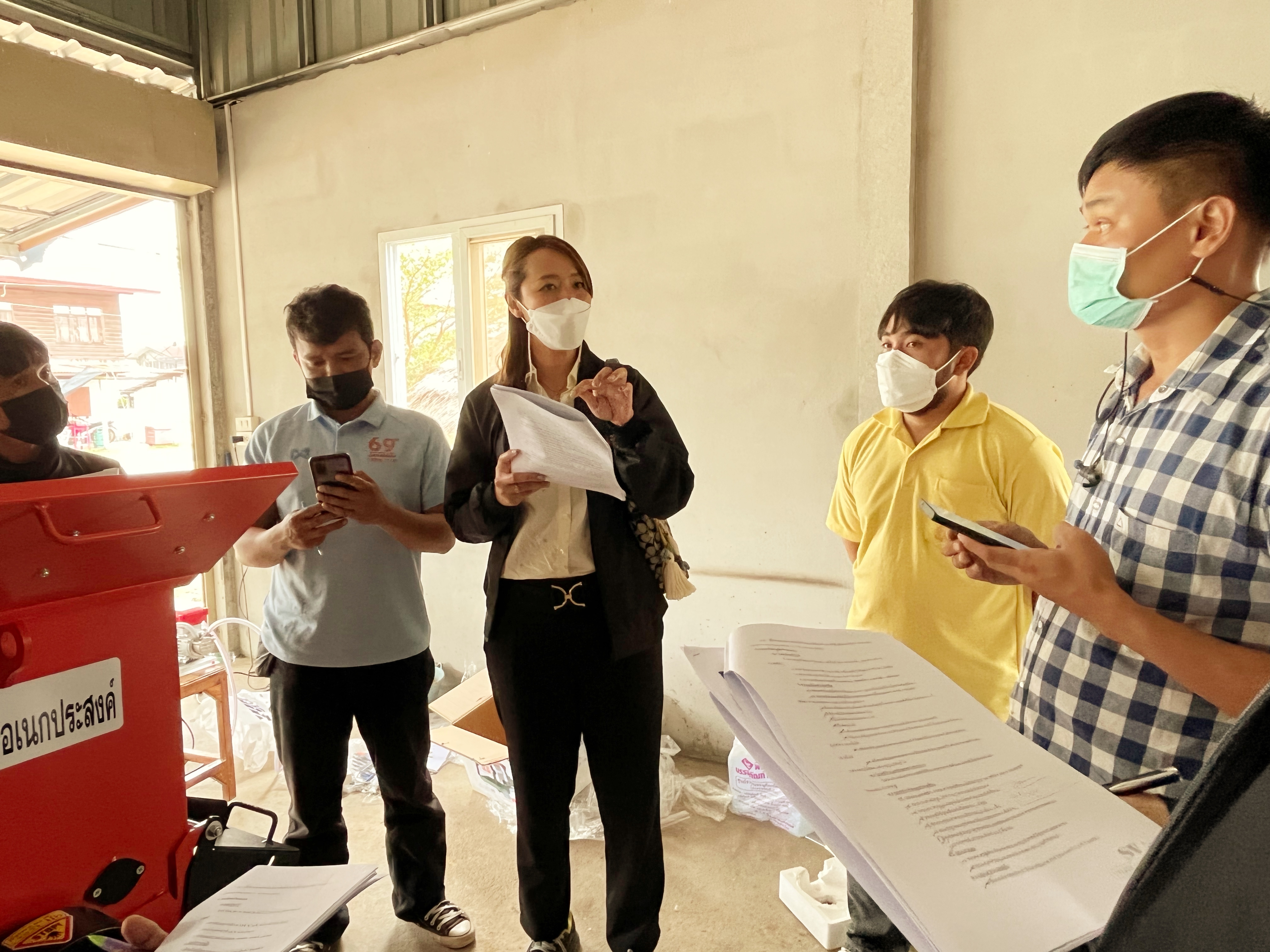 พช.มหาสารคามลงพื้นที่ตรวจรับครุภัณฑ์การเกษตร เพื่อสนับสนุนการดำเนินงานพัฒนาพื้นที่เรียนรู้ชุมชนต้นแบบการพัฒนาคุณภาพชีวิต (CLM) จ.มหาสารคาม