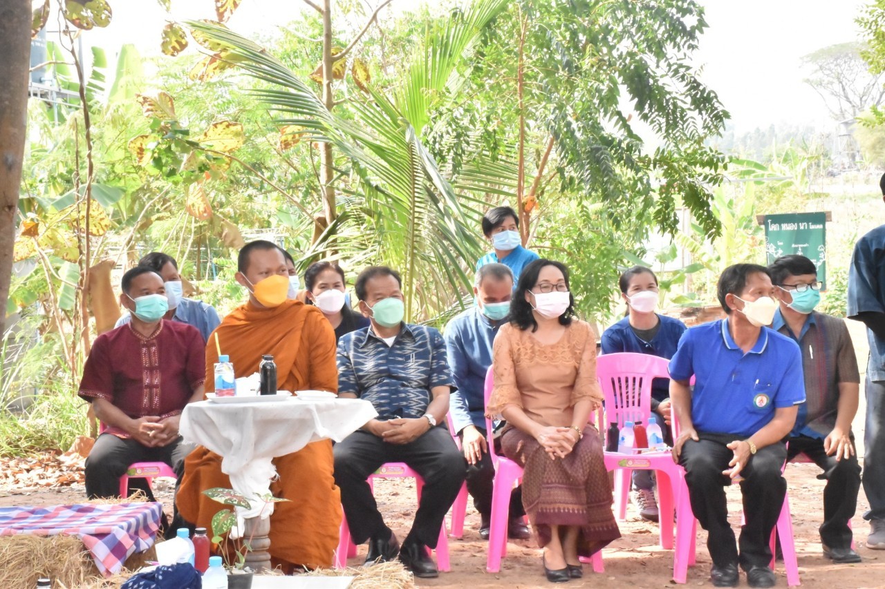พช.มหาสารคาม “ประกวดครัวเรือนต้นแบบ โคก หนอง นา พัฒนาชุมชนจังหวัดมหาสารคาม ประจำปี 2565” ณ แปลงครัวเรือนต้นแบบ โคก หนอง นา พัฒนชุมชน นายบุญช่วย สุปะติ หมู่ที่ 9 ตำบลหนองทุ่ม อำเภอวาปีปทุม จังหวัดมหาสารคาม