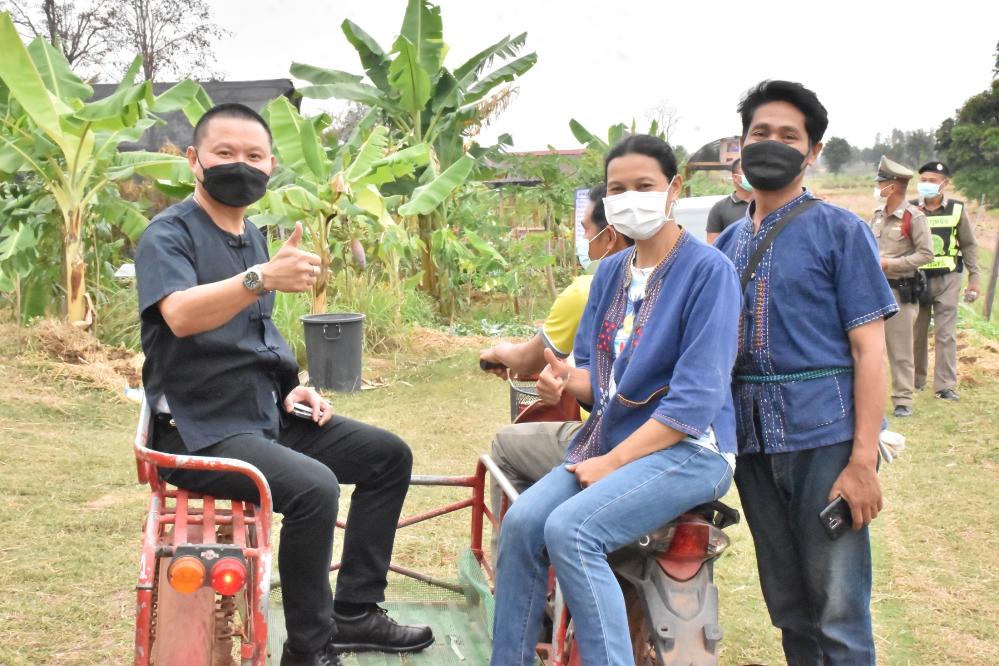 พช.มหาสารคาม “ประกวดครัวเรือนต้นแบบ โคก หนอง นา พัฒนาชุมชนจังหวัดมหาสารคาม ประจำปี 2565” ณ แปลงครัวเรือนต้นแบบ โคก หนอง นา พัฒนาชุมชน นายธีระ ดงเสือ หมู่ที่ 14 ตำบลเลิงแฝก อำเภอกุดรัง จังหวัดมหาสารคาม