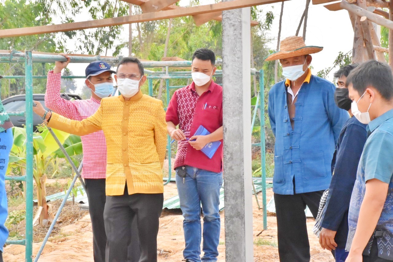 นายวสันต์ ชิงชนะ ผู้ตรวจราชการกรมการพัฒนาชุมชน ลงพื้นที่ติดตามสนับสนุน โครงการ “โคก  หนอง  นา โมเดล” จ.มหาสารคาม