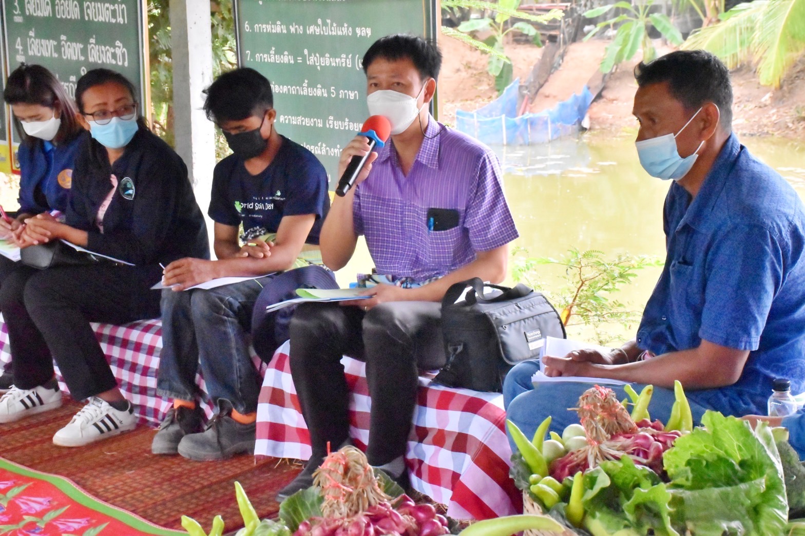 พช.มหาสารคาม “ประกวดครัวเรือนต้นแบบ โคก หนอง นา พัฒนาชุมชนจังหวัดมหาสารคาม ประจำปี 2565” ณ แปลงครัวเรือนต้นแบบ โคก หนอง นา พัฒนาชุมชน (ขนาด 3 ไร่)  นายสมอน ก่านแก้ว หมู่ที่ 8 ตำบลดอนงัว อำเภอบรบือ จังหวัดมหาสารคาม
