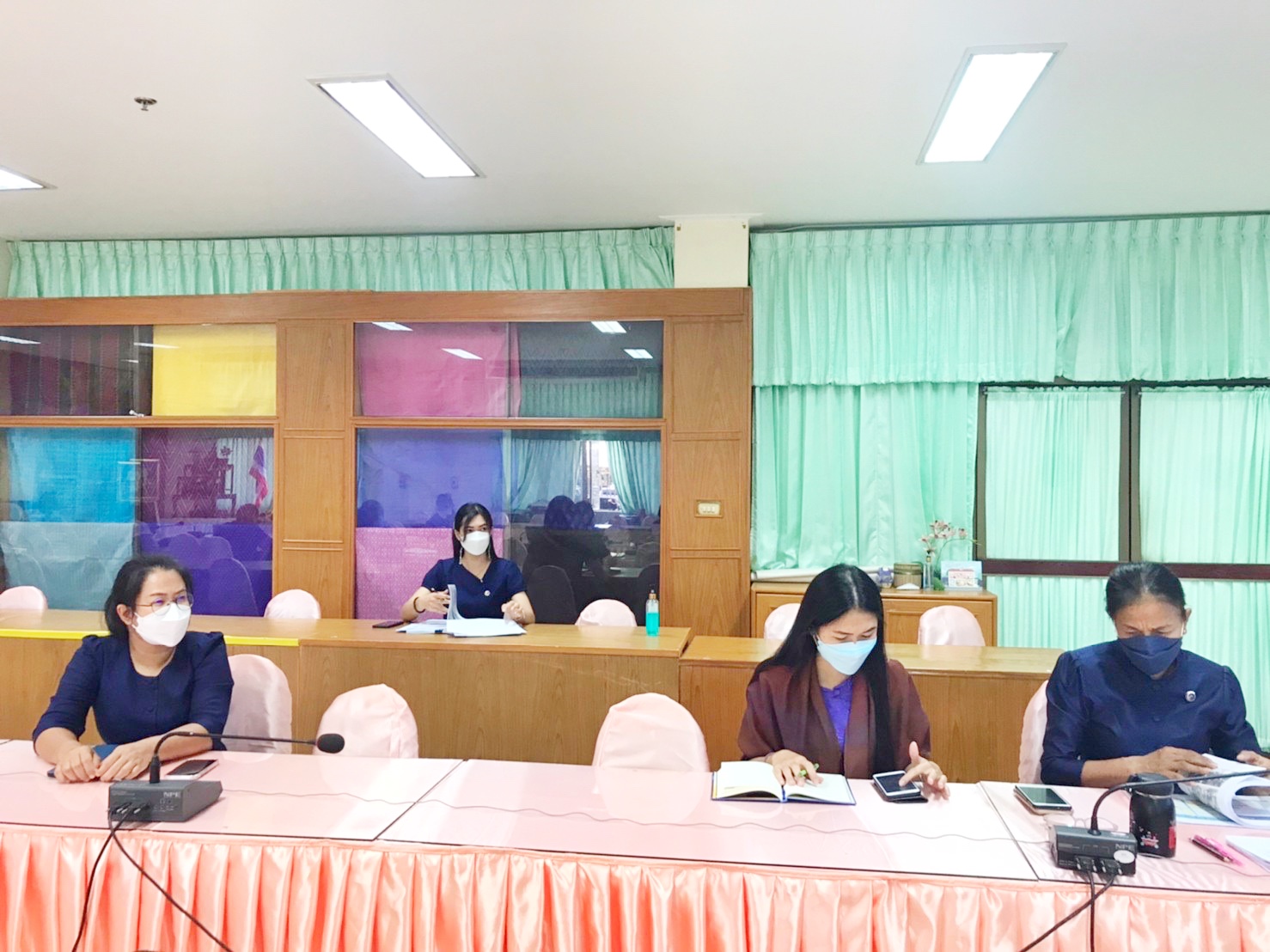 พช.มหาสารคามร่วมการประชุมกรมการพัฒนาชุมชน ครั้งที่ 2/2565 ผ่านระบบ (Video Conference และ TV พช.)