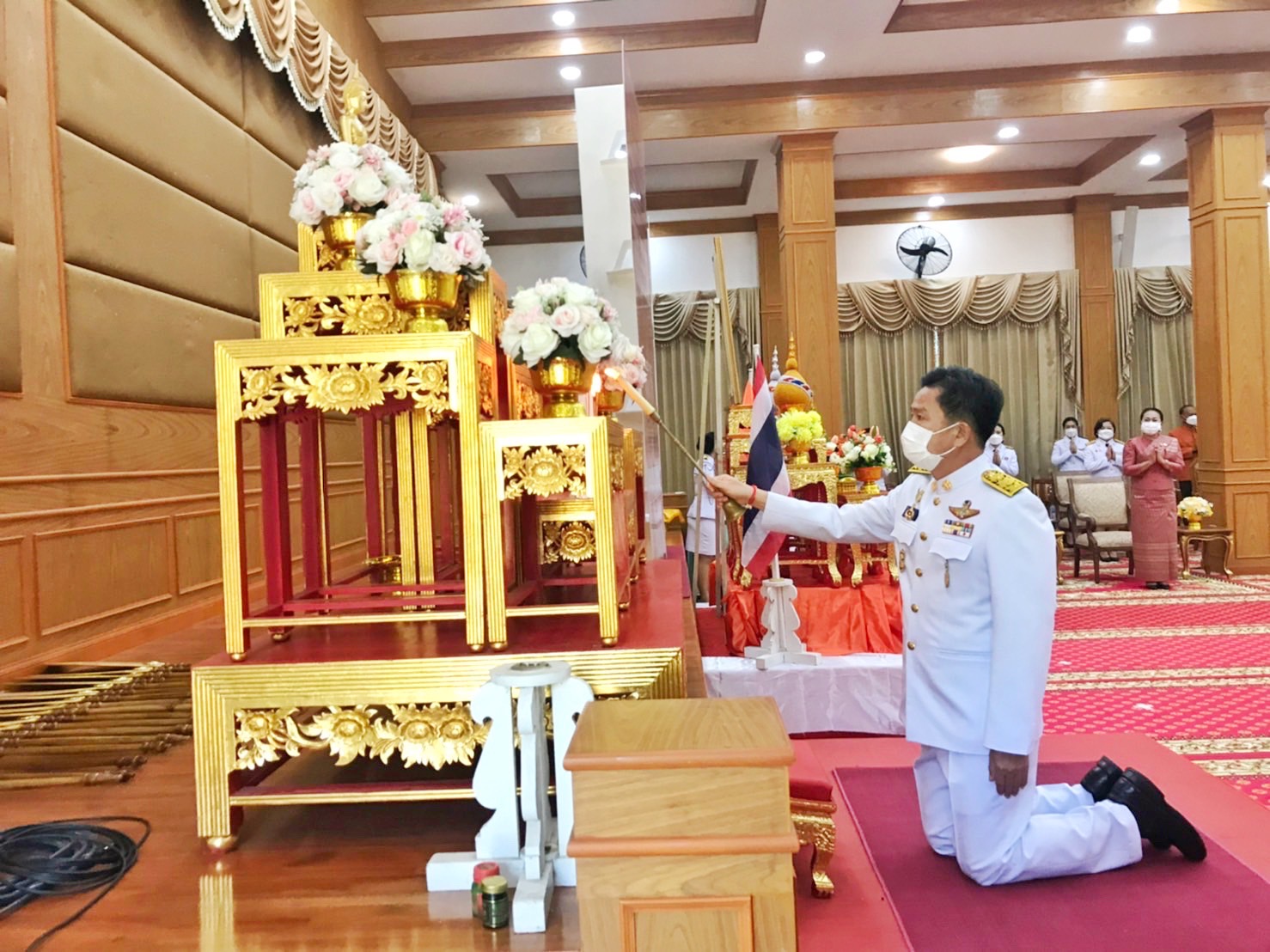 จังหวัดมหาสารคาม จัดพิธีมอบแบบลายผ้าพระราชทาน “ผ้าขิดลายนารีรัตนราชกัญญา”