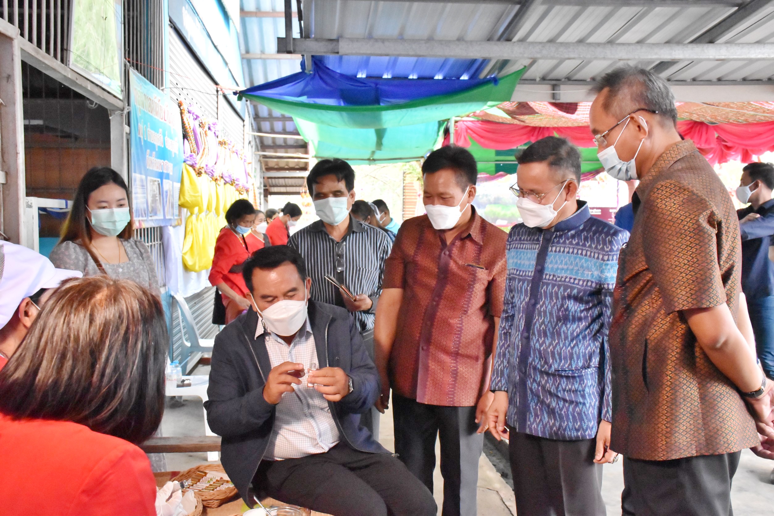 นายวสันต์ ชิงชนะ ผู้ตรวจราชการกรมการพัฒนาชุมชน เปิดงานโครงการส่งเสริมการท่องเที่ยวเชิงสร้างสรรค์และวัฒนธรรม