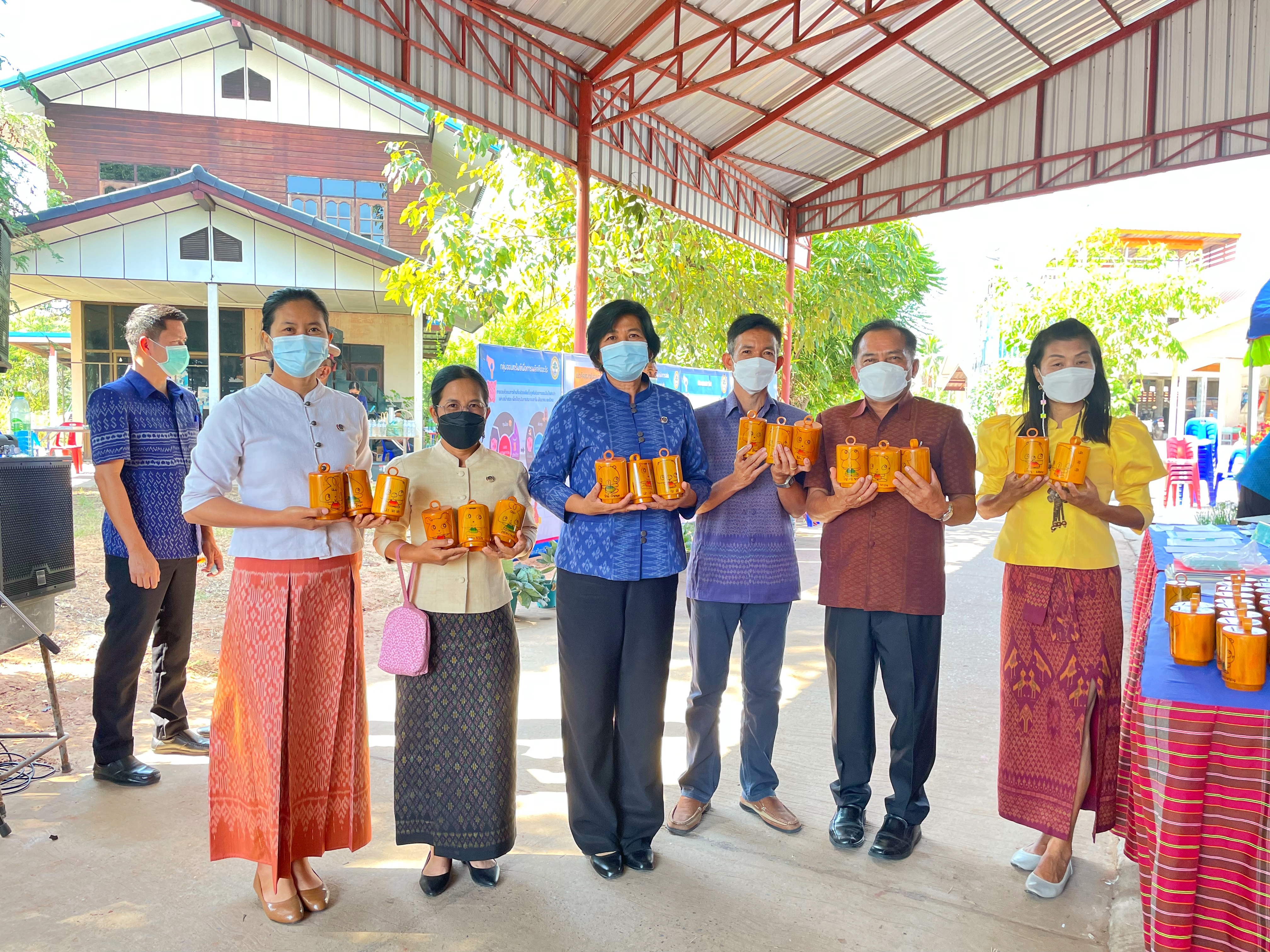 ผู้ว่าราชการจังหวัดมหาสารคามเปิดงานมหกรรมการออมลดความเหลื่อมล้ำของประชาชนและประกาศวาระการส่งเสริมการออมภาคประชาชน