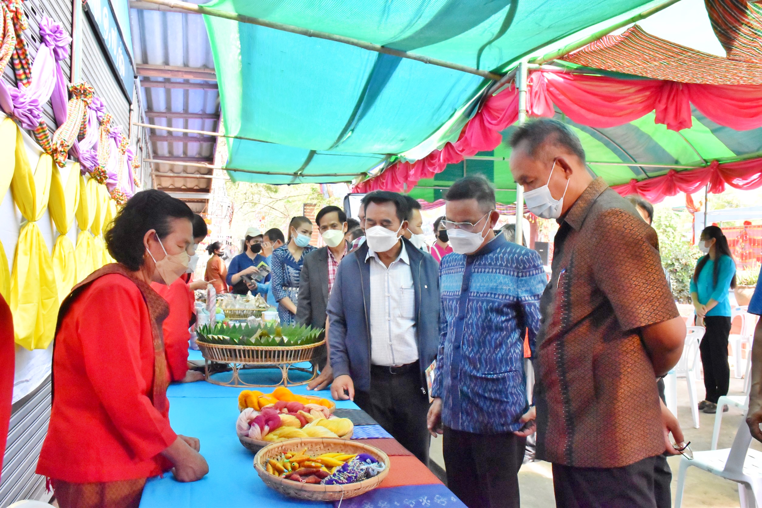 นายวสันต์ ชิงชนะ ผู้ตรวจราชการกรมการพัฒนาชุมชน เปิดงานโครงการส่งเสริมการท่องเที่ยวเชิงสร้างสรรค์และวัฒนธรรม
