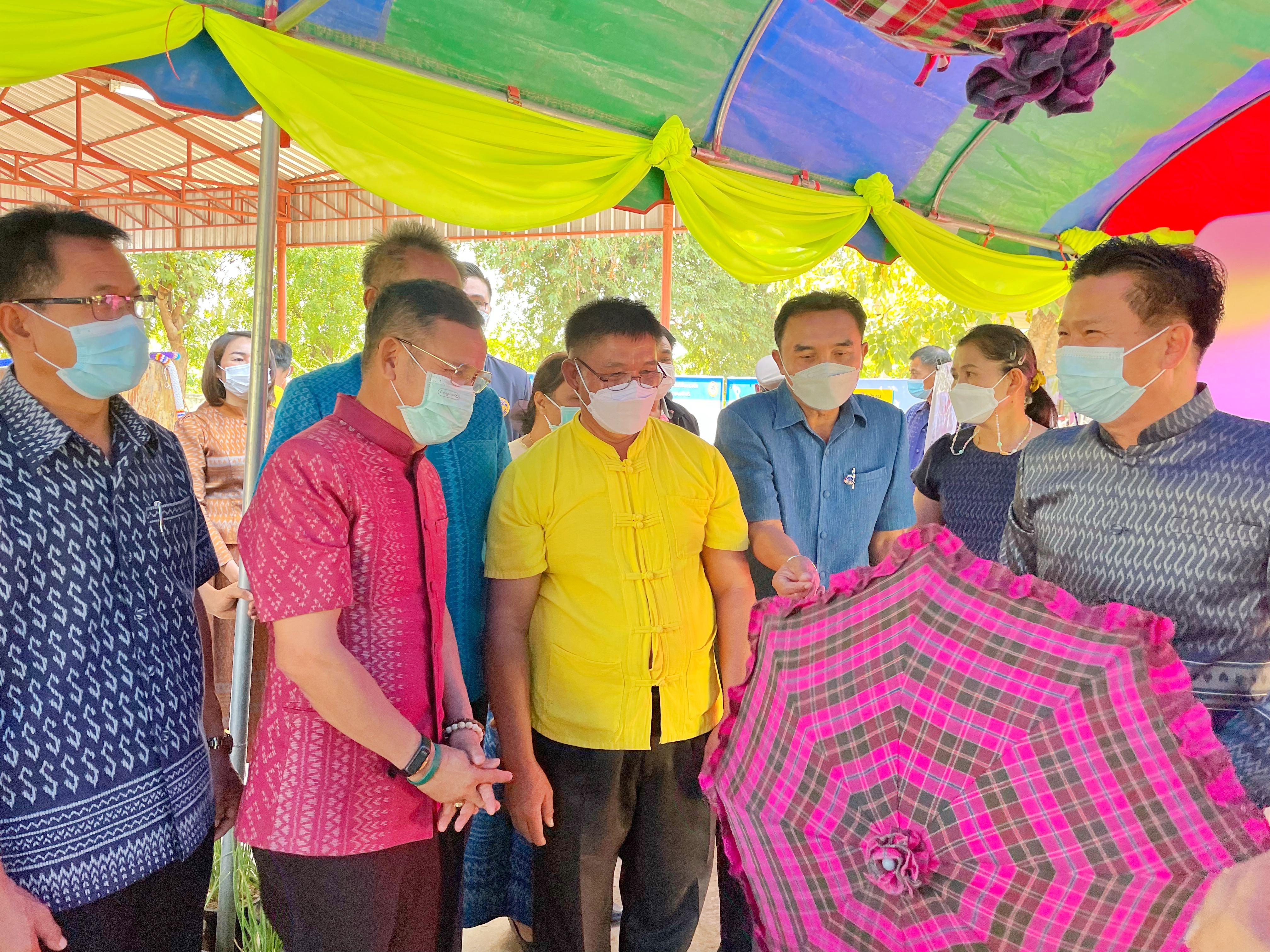 ผู้ว่าราชการจังหวัดมหาสารคามเปิดงานมหกรรมการออมลดความเหลื่อมล้ำของประชาชนและประกาศวาระการส่งเสริมการออมภาคประชาชน