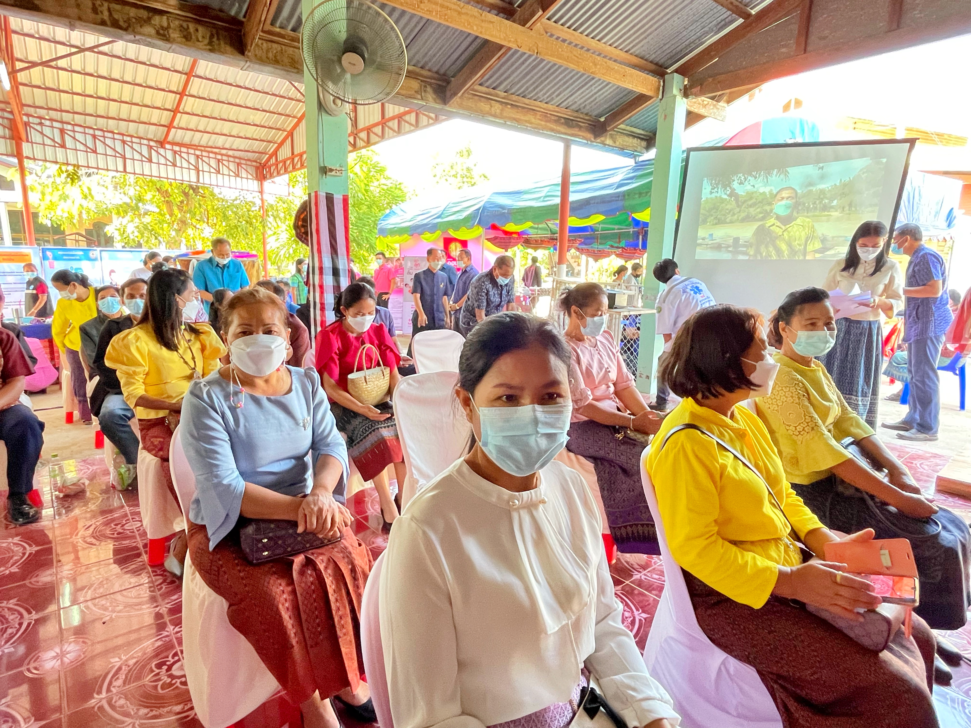 ผู้ว่าราชการจังหวัดมหาสารคามเปิดงานมหกรรมการออมลดความเหลื่อมล้ำของประชาชนและประกาศวาระการส่งเสริมการออมภาคประชาชน