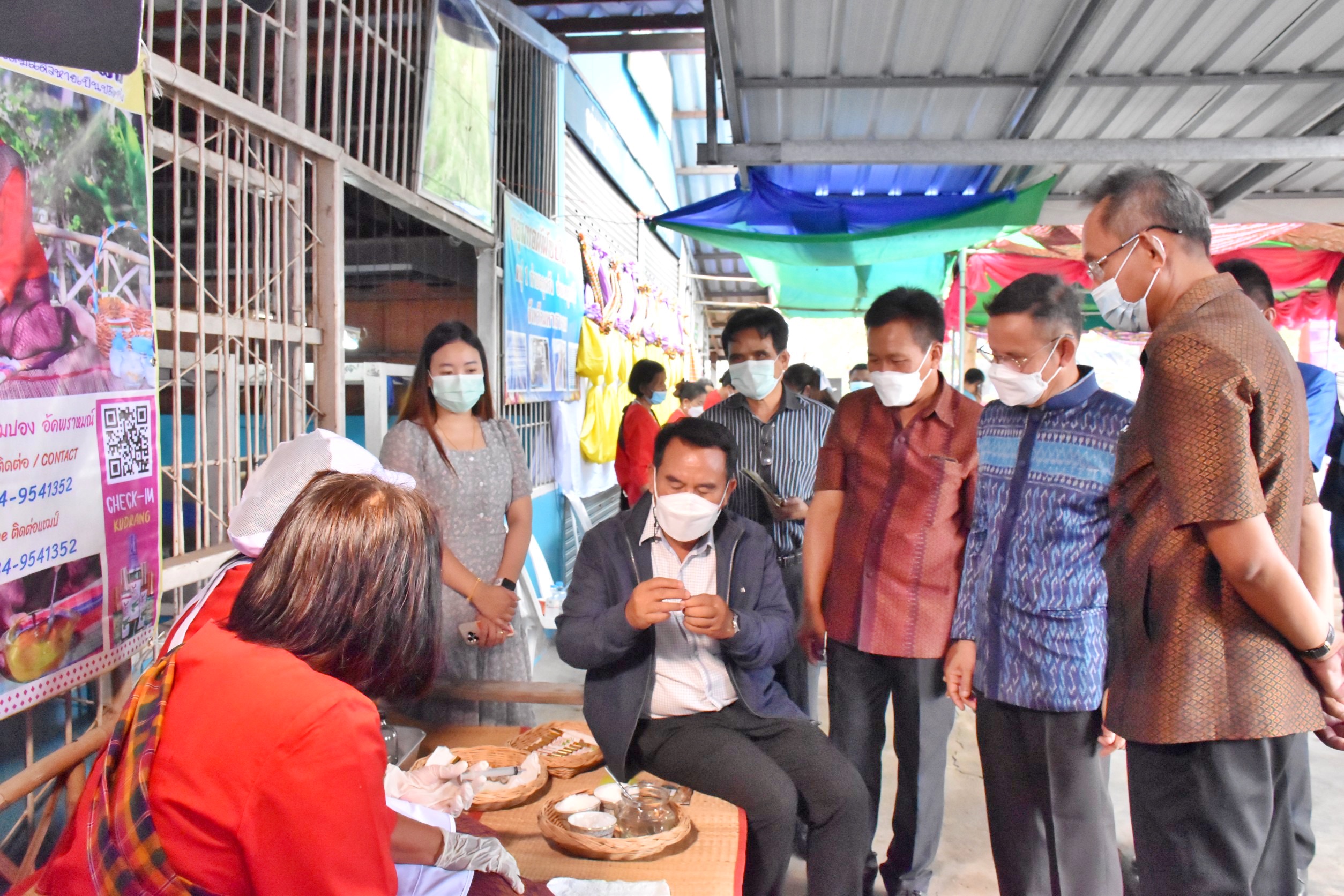 นายวสันต์ ชิงชนะ ผู้ตรวจราชการกรมการพัฒนาชุมชน เปิดงานโครงการส่งเสริมการท่องเที่ยวเชิงสร้างสรรค์และวัฒนธรรม