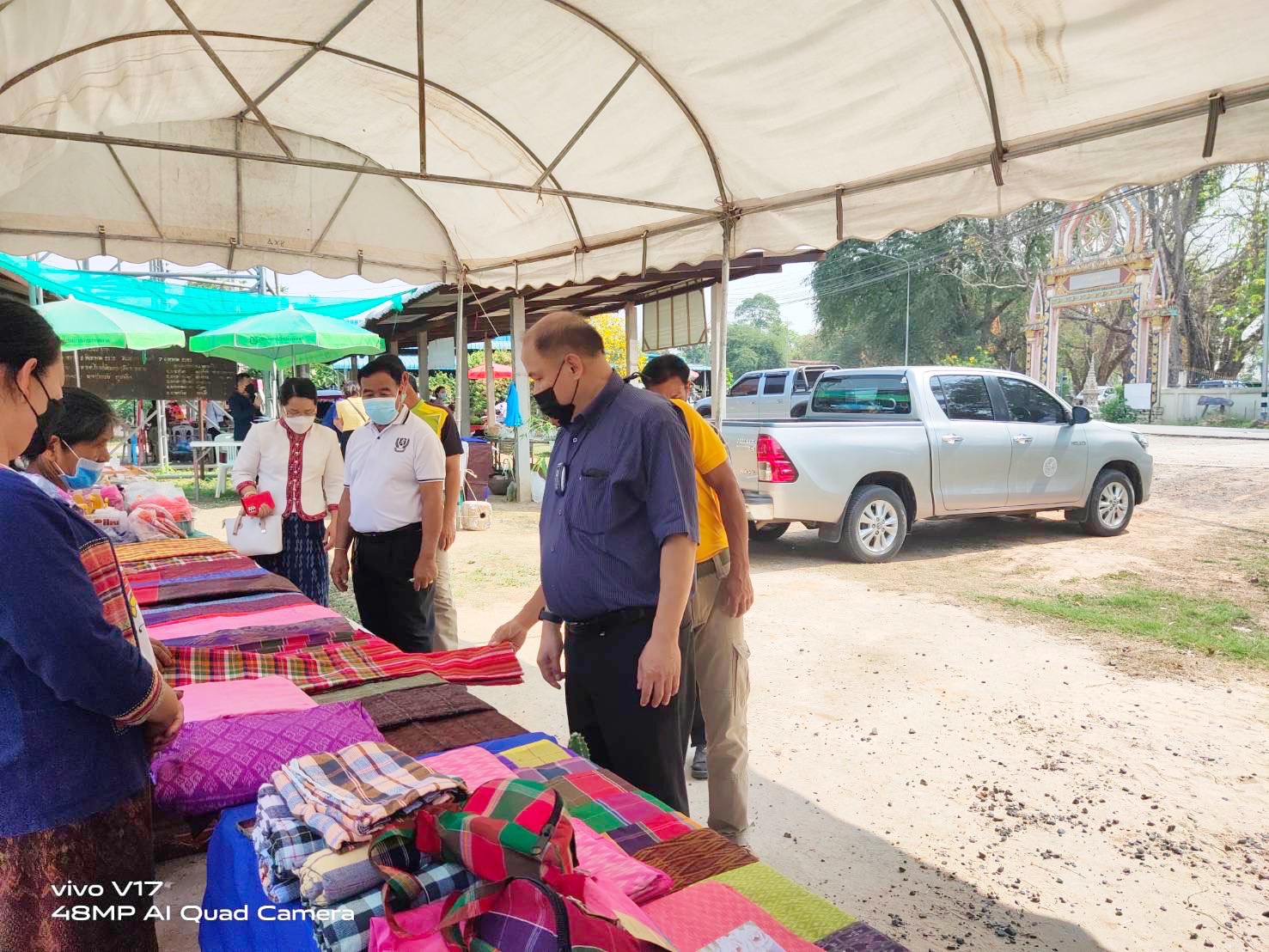 พช.มหาสารคาม รวมพลังสตรี ส่งเสริมช่องทางการตลาดผลิตภัณฑ์กลุ่มอาชีพสมาชิกกองทุนพัฒนาบทบาทสตรี ณ ตลาดไทบ้าน อำเภอนาเชือก