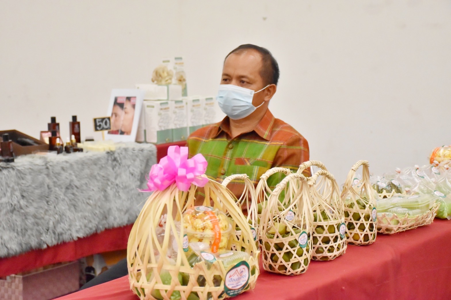 พช.มหาสารคาม ดำเนินโครงการพัฒนาทักษะอาชีพแก่กลุ่มสมาชิกกองทุนพัฒนาบทบาทสตรี