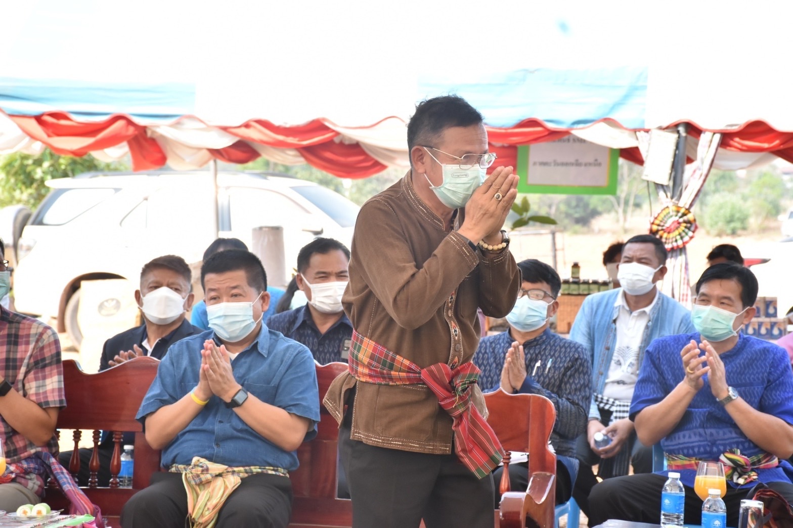 รองอธิบดี พช.(นายสุรศักดิ์ อักษรกุล) พร้อมคณะ ติดตามการดำเนินงานกลุ่มออมทรัพย์เพื่อการผลิต พื้นที่จังหวัดมหาสารคาม