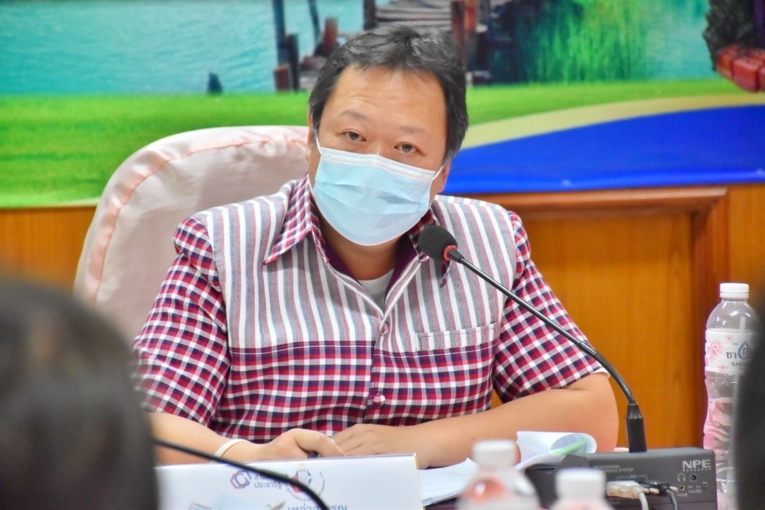 ทีมผู้บริหารกรมการพัฒนาชุมชน ร่วมประชุมเพื่อรับฟังผลการขับเคลื่อนการดำเนินงานบริษัท ประชารัฐรักสามัคคีมหาสารคาม(วิสาหกิจเพื่อสังคม) จำกัด