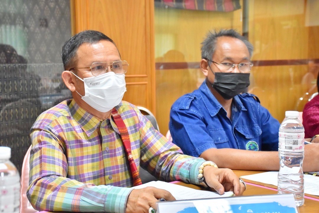 ทีมผู้บริหารกรมการพัฒนาชุมชน ร่วมประชุมเพื่อรับฟังผลการขับเคลื่อนการดำเนินงานบริษัท ประชารัฐรักสามัคคีมหาสารคาม(วิสาหกิจเพื่อสังคม) จำกัด