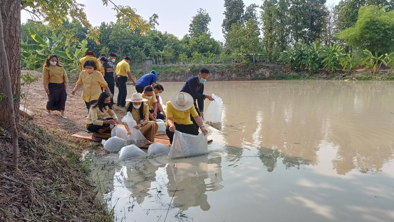 นายธรรมนูญ  แก้วคำ รองผู้ว่าราชการจังหวัดมหาสารคาม เยี่ยมชม ศูนย์ผู้นำจิตอาสาพัฒนาชุมชน ตำบลเขวาไร่ อำเภอนาเชือก