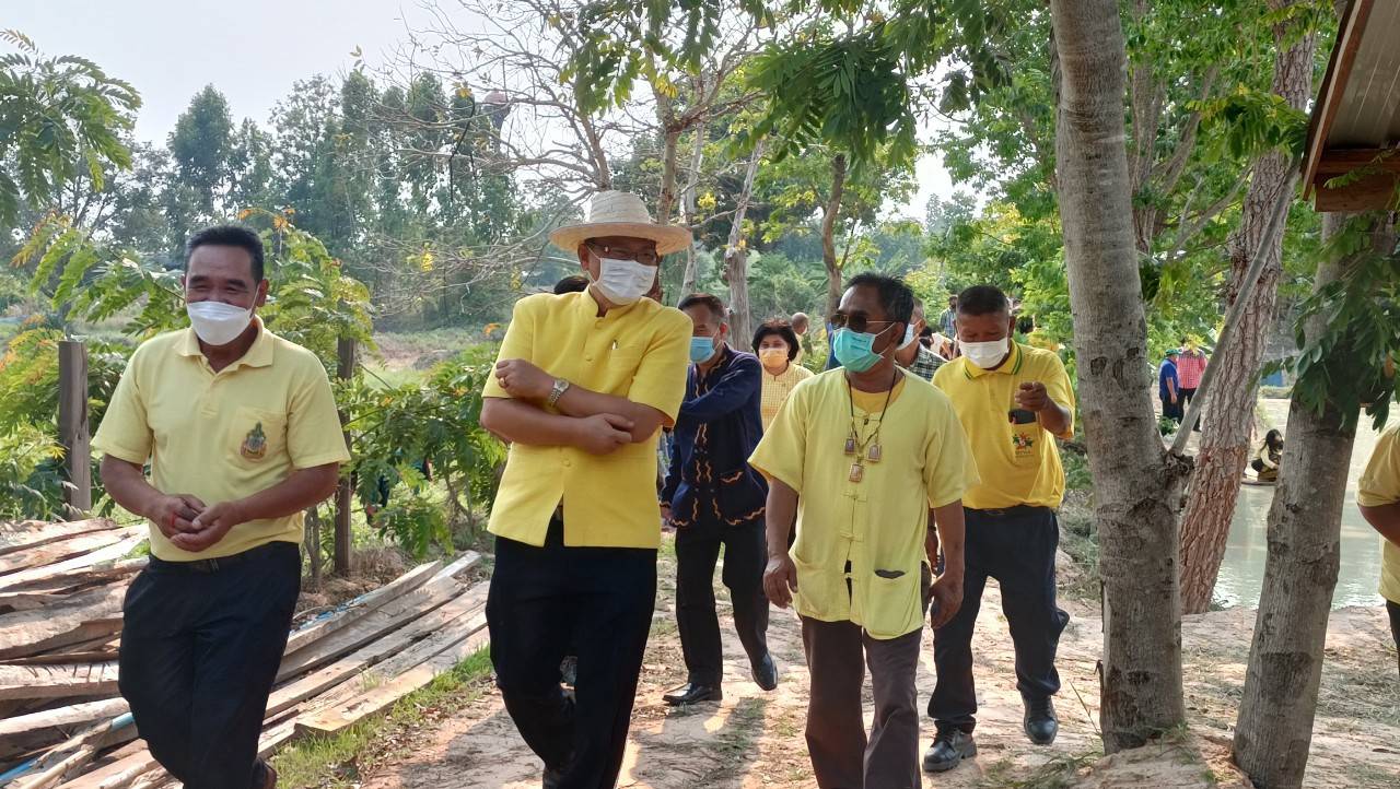 นายธรรมนูญ  แก้วคำ รองผู้ว่าราชการจังหวัดมหาสารคาม เยี่ยมชม ศูนย์ผู้นำจิตอาสาพัฒนาชุมชน ตำบลเขวาไร่ อำเภอนาเชือก