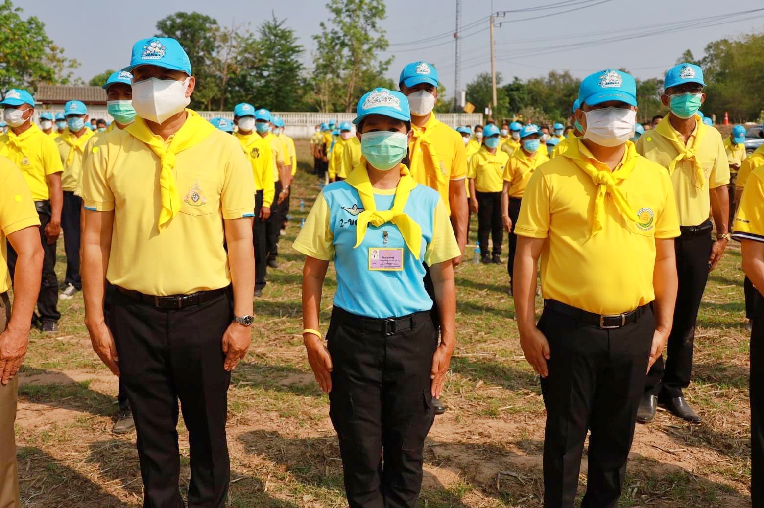 พช.มหาสารคาม จัดกิจกรรมจิตอาสากำจัดผักตบชวาและวัชพืช