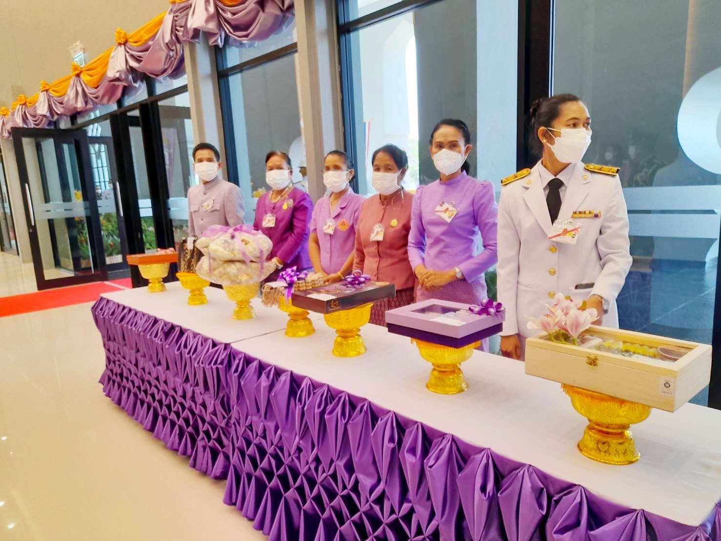 พช.มหาสารคาม จัดแสดงและจำหน่ายผลิตภัณฑ์ OTOP ในการรับเสด็จ สมเด็จพระกนิษฐาธิราชเจ้า กรมสมเด็จพระเทพรัตนราชสุดา ฯ สยามบรมราชกุมารี ในงานพระราชทานปริญญาบัตรแก่ผู้สำเร็จการศึกษาจากมหาวิทยาลัยมหาสารคาม