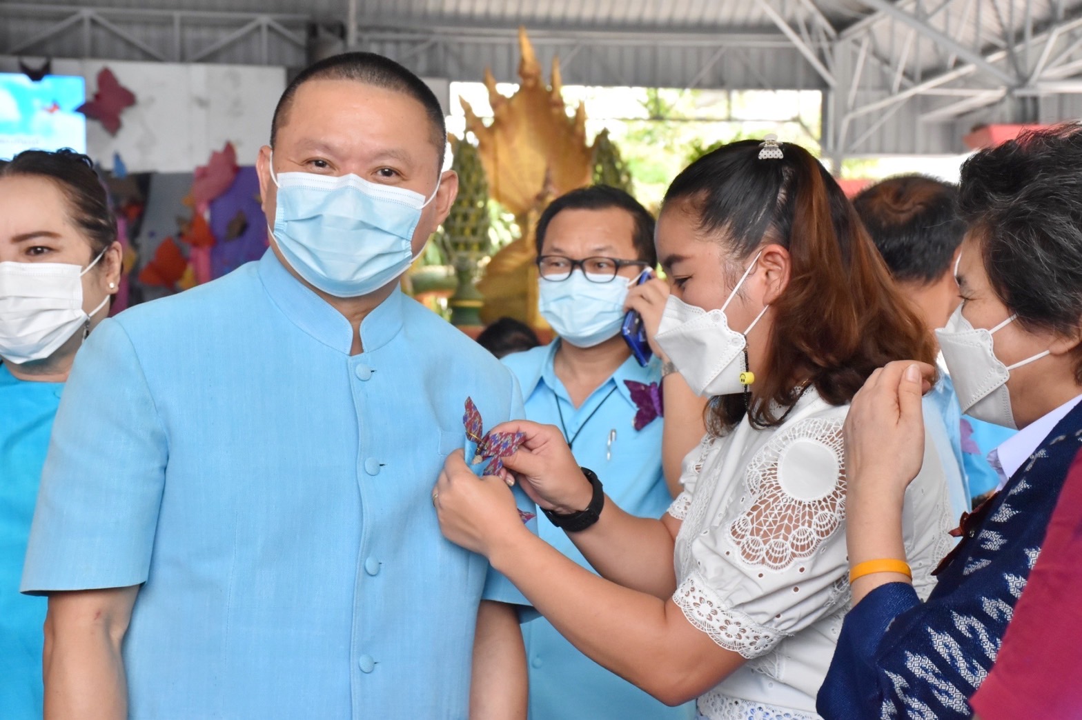จังหวัดมหาสารคาม จัดแถลงข่าวการประดิษฐ์ผีเสื้อเพื่อนำไปประดับในนิทรรศการเฉลิมพระเกียรติ สมเด็จพระนางเจ้าสิริกิติ์ พระบรมราชินีนาถ พระบรมราชชนนีพันปีหลวง เนื่องในโอกาสมหามงคลเฉลิมพระชนมพรรษา 90 พรรษา 12 สิงหาคม 2565