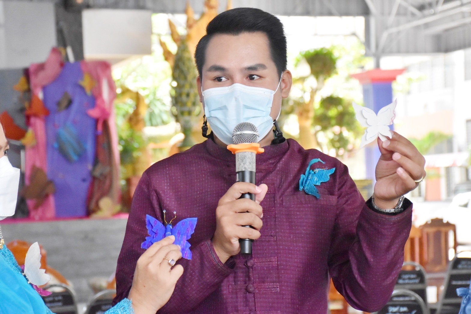 จังหวัดมหาสารคาม จัดแถลงข่าวการประดิษฐ์ผีเสื้อเพื่อนำไปประดับในนิทรรศการเฉลิมพระเกียรติ สมเด็จพระนางเจ้าสิริกิติ์ พระบรมราชินีนาถ พระบรมราชชนนีพันปีหลวง เนื่องในโอกาสมหามงคลเฉลิมพระชนมพรรษา 90 พรรษา 12 สิงหาคม 2565
