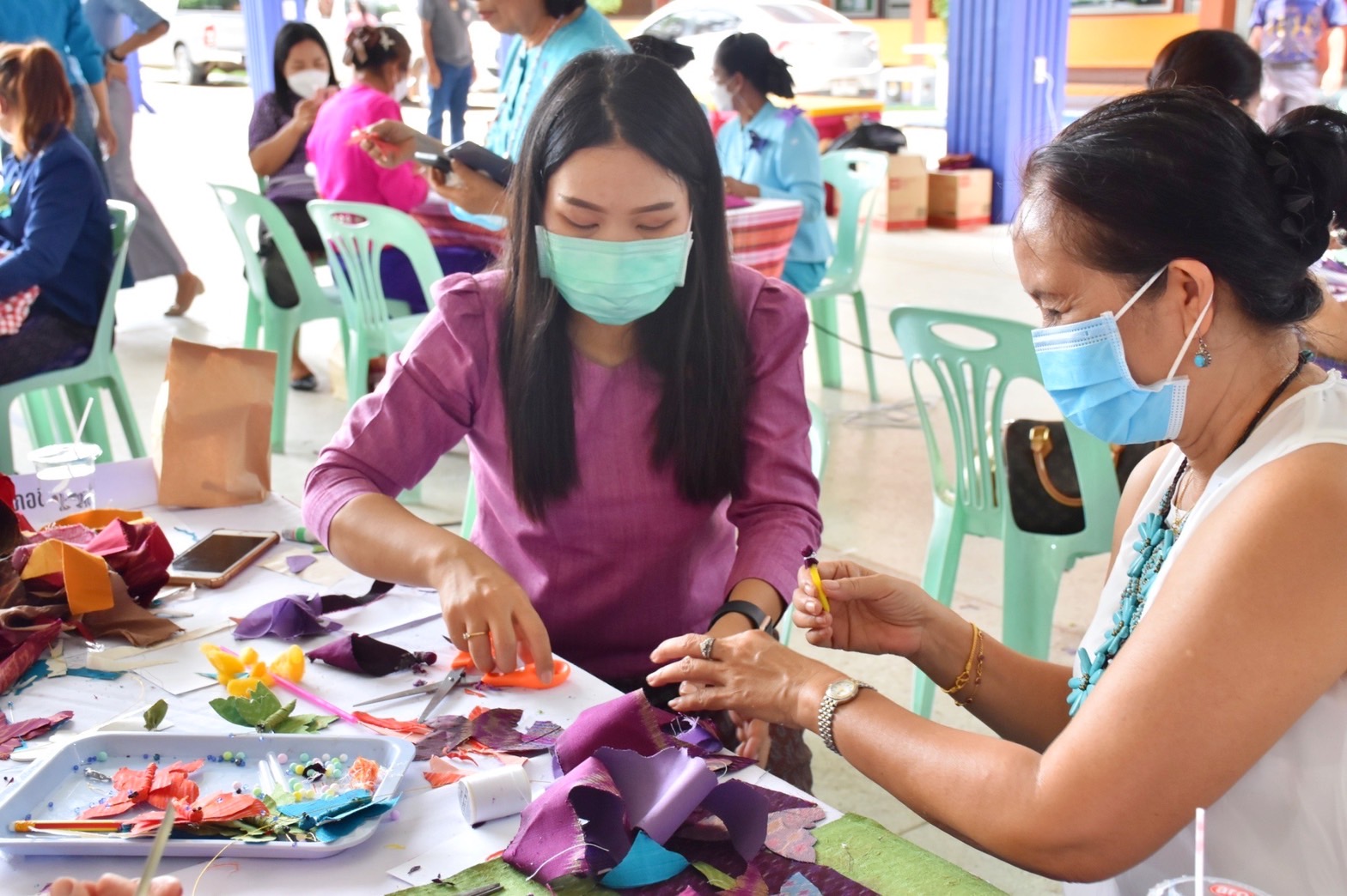 จังหวัดมหาสารคาม จัดแถลงข่าวการประดิษฐ์ผีเสื้อเพื่อนำไปประดับในนิทรรศการเฉลิมพระเกียรติ สมเด็จพระนางเจ้าสิริกิติ์ พระบรมราชินีนาถ พระบรมราชชนนีพันปีหลวง เนื่องในโอกาสมหามงคลเฉลิมพระชนมพรรษา 90 พรรษา 12 สิงหาคม 2565