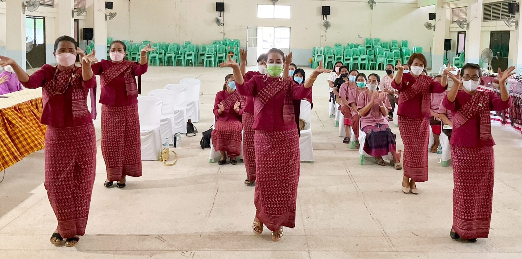 พช.มหาสารคาม คัดเลือกคนกองทุนพัฒนาบทบาทสตรีดีเด่นระดับจังหวัด ตามโครงการเชิดชูเกียรติคนกองทุนพัฒนาบทบาทสตรี ประจำปี 2565 ณ อำเภอโกสุมพิสัย จังหวัดมหาสารคาม