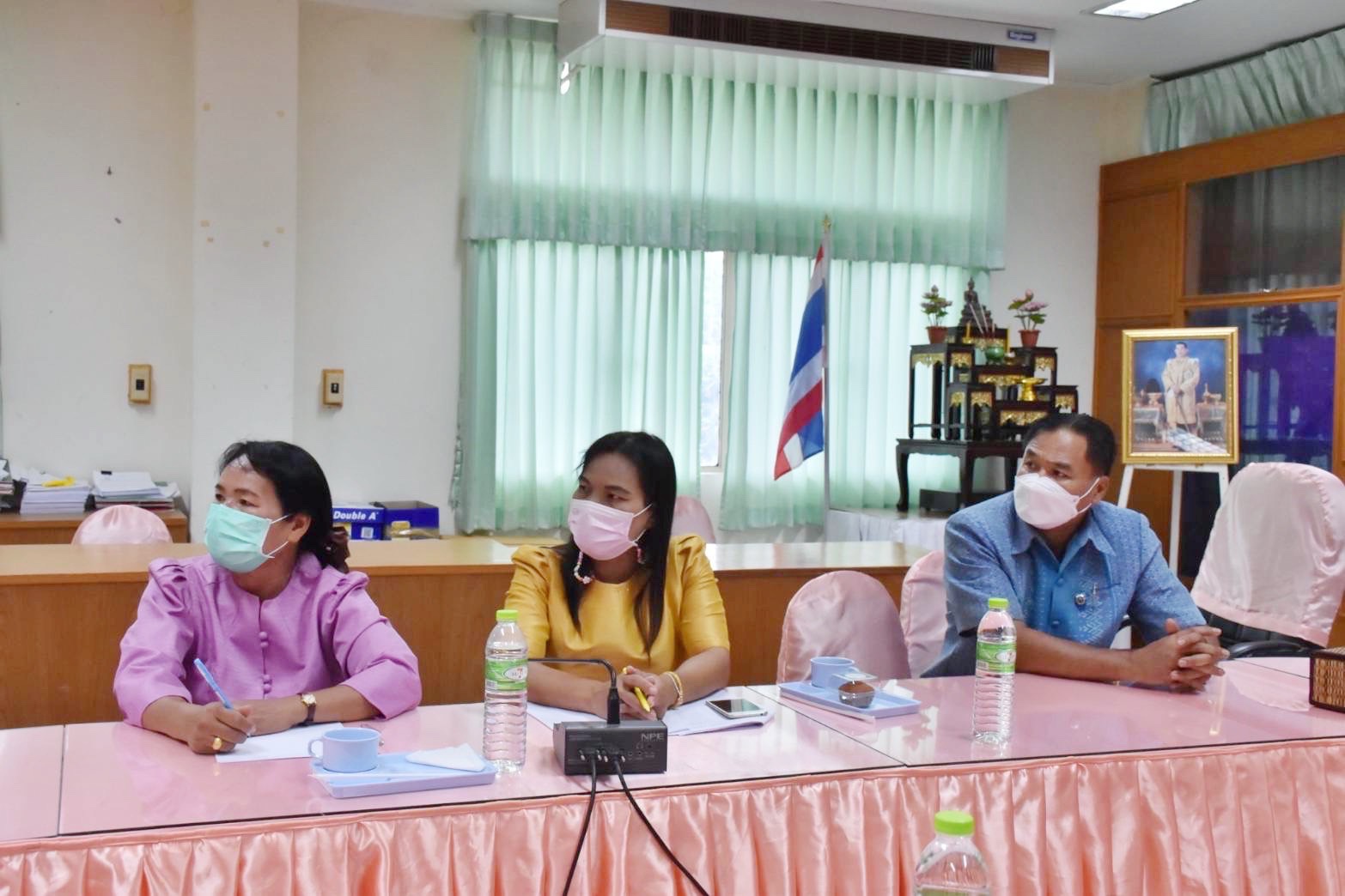 การประชุมติดตามและประเมินผลการดำเนินงานทุนหมุนเวียน ประจำปีบัญชี 2565  ?ตัวชี้วัดที่ 3.1 ระดับความสำเร็จในการติดตามและประเมินผลการดำเนินงานตามวัตถุประสงค์ของกองทุนพัฒนาบทบาทสตรี (การจัดเก็บข้อมูลเชิงคุณภาพ)